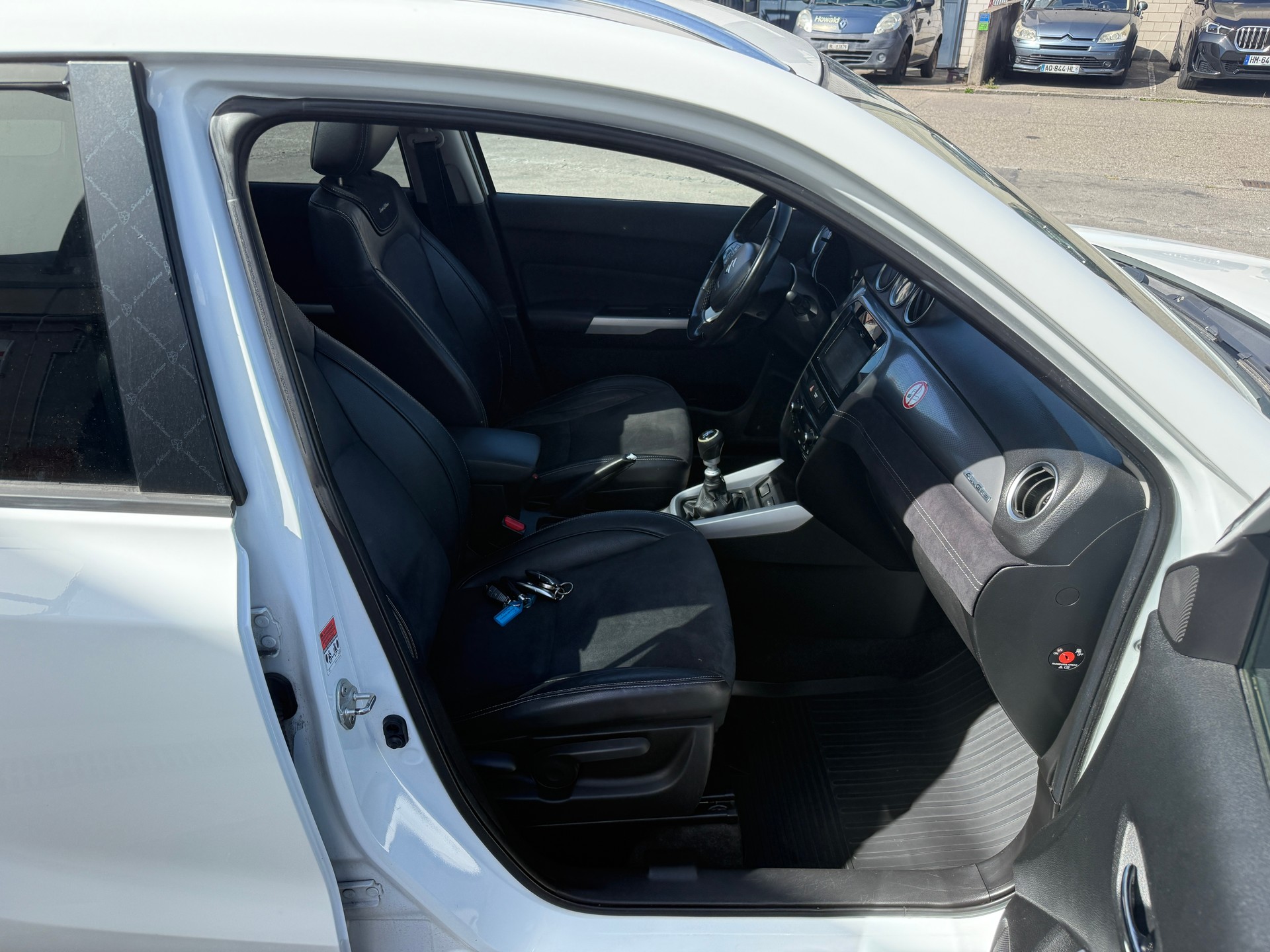 SUZUKI Vitara 1.6 TD Sergio Cellano Top-image-8