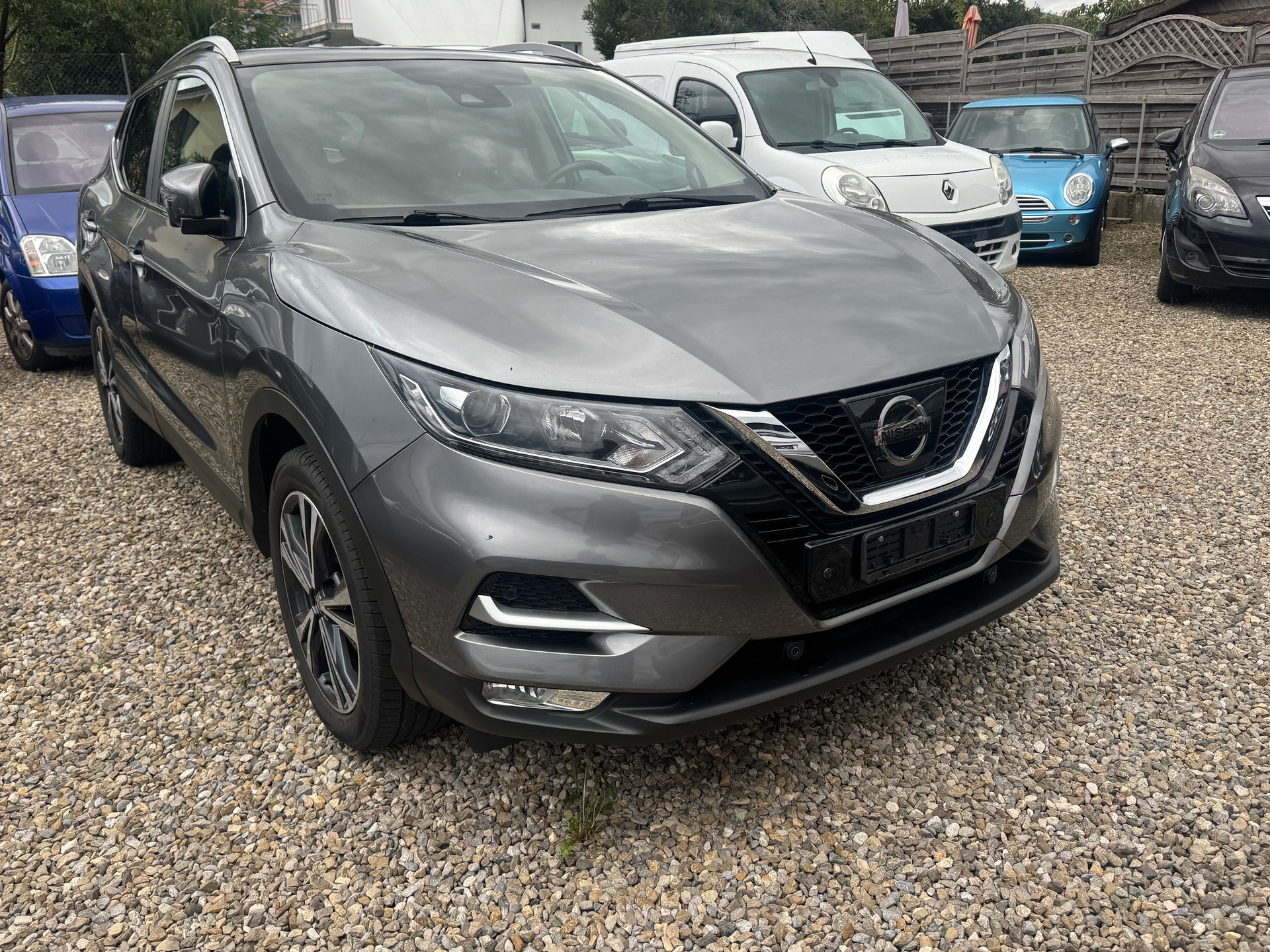 NISSAN Qashqai 1.2 DIG-T acenta