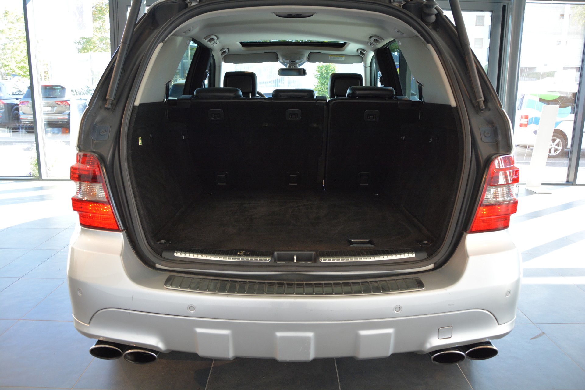 MERCEDES-BENZ ML 63 AMG 4Matic 7G-Tronic-image-14