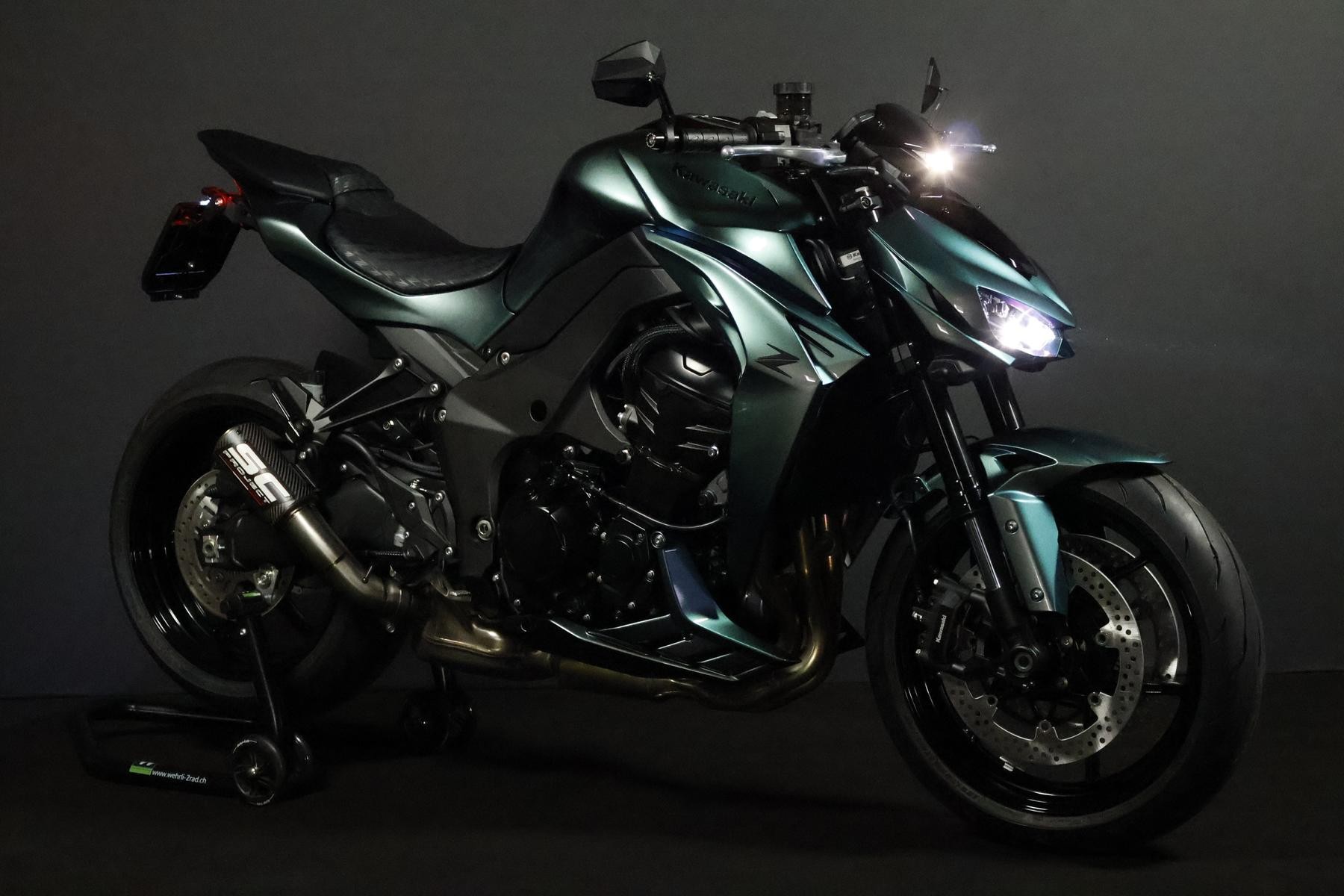 KAWASAKI Z 1100 *Majoris* Level 3-showroom-element-1