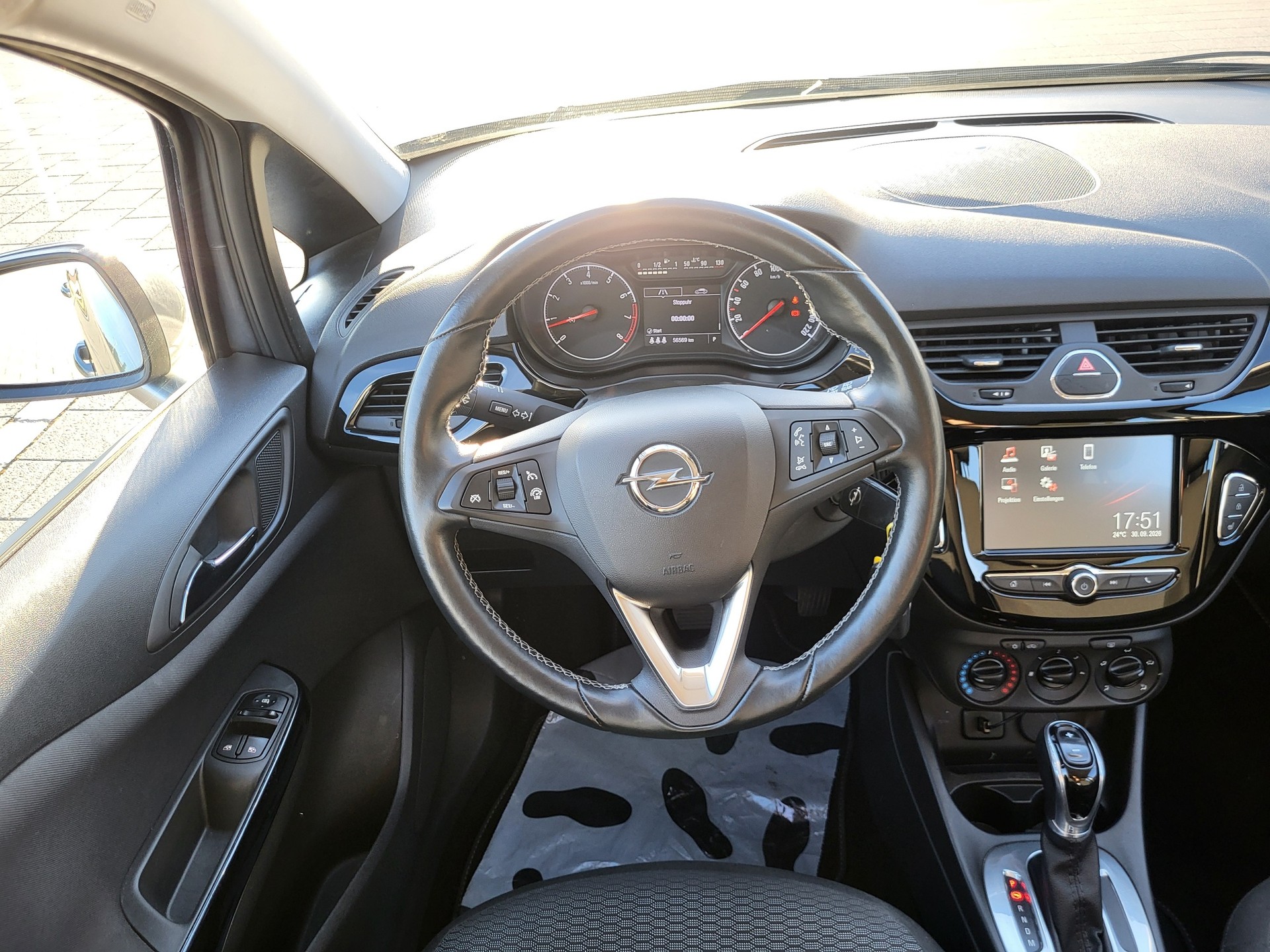 OPEL Corsa 1.4 TP Active Automatic-image-8