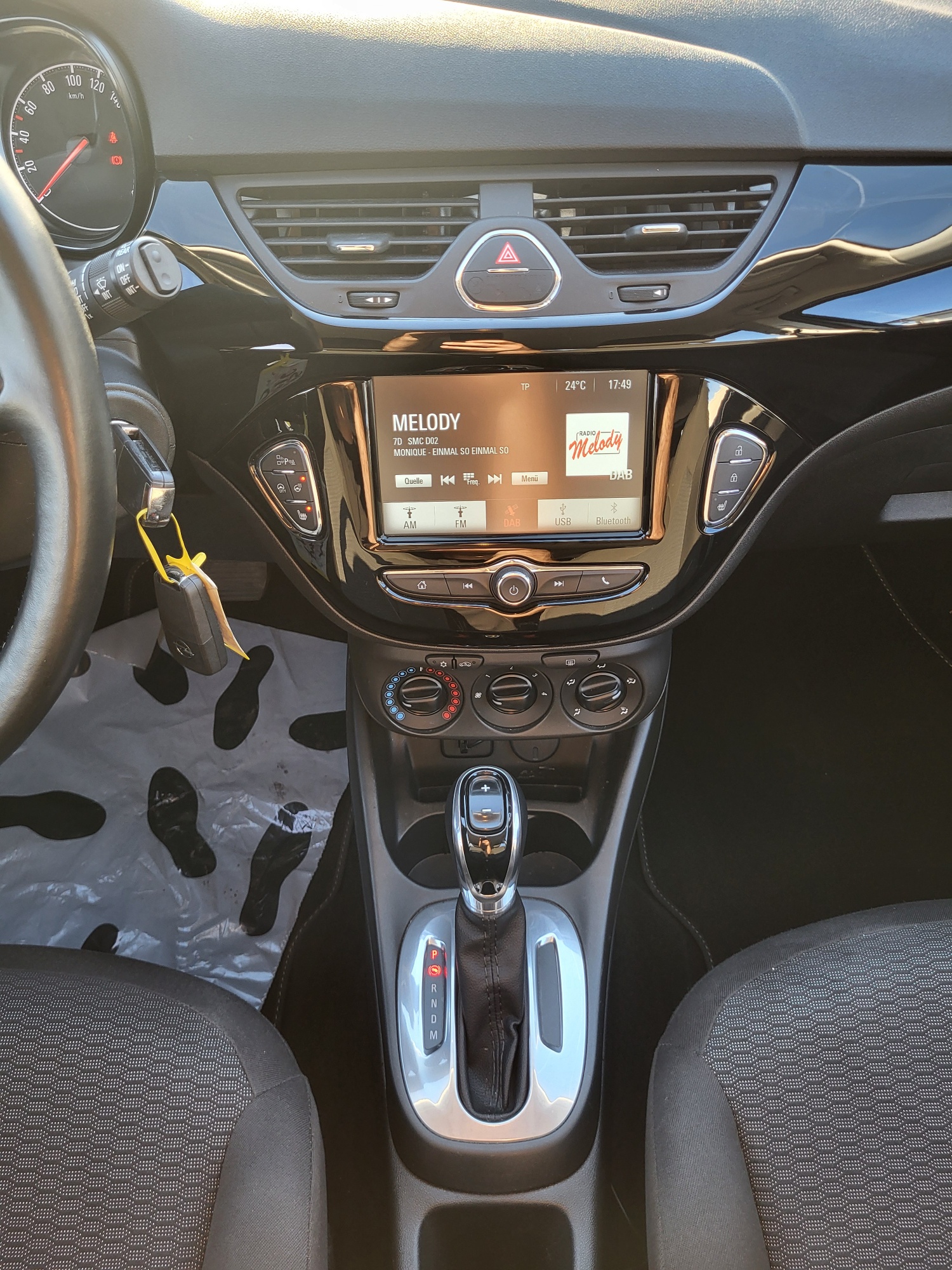 OPEL Corsa 1.4 TP Active Automatic-image-6