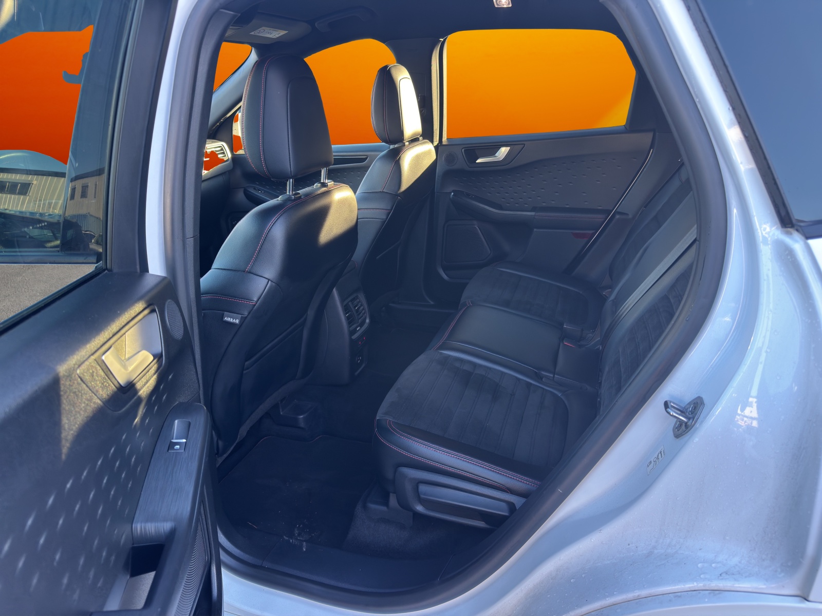 FORD Kuga 2.0 TDCi EcoBlue ST-Line X 4WD-image-11