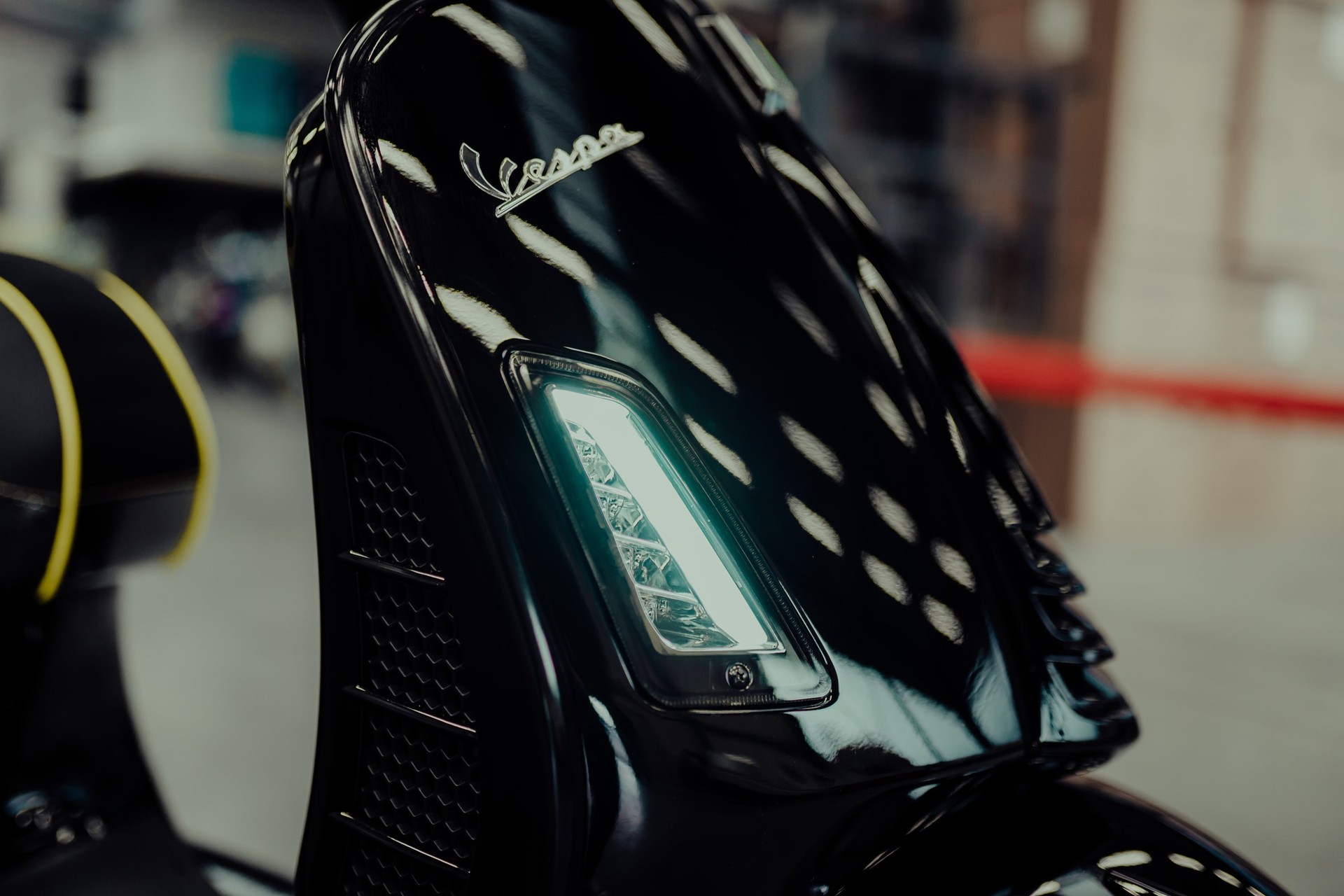 PIAGGIO Vespa GTS Super 125 i.e. ABS-image-2