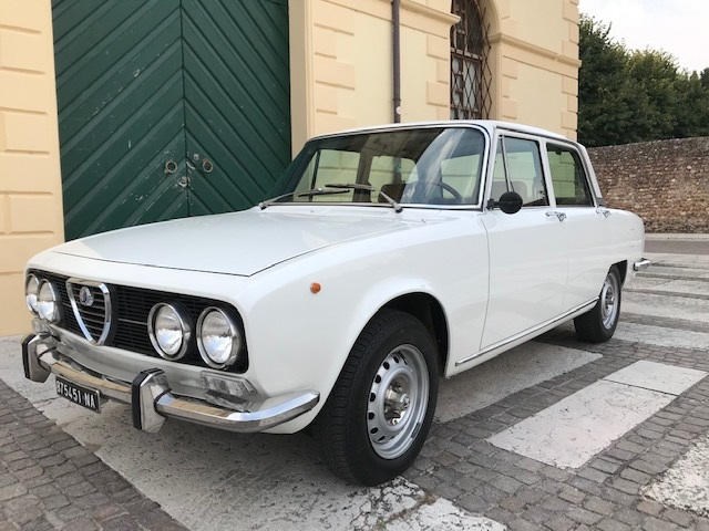ALFA ROMEO Giulia 2000 Berlina