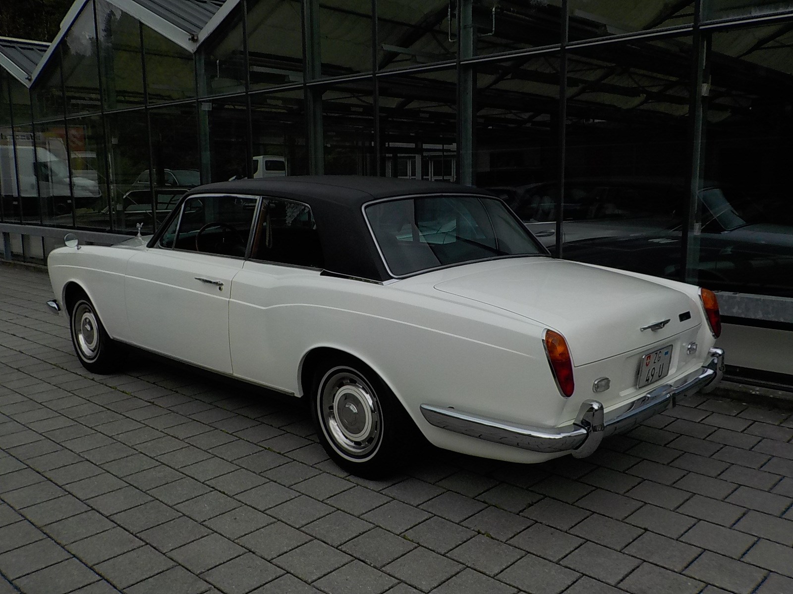 ROLLS-ROYCE Silver Shadow two door saloon-image-4