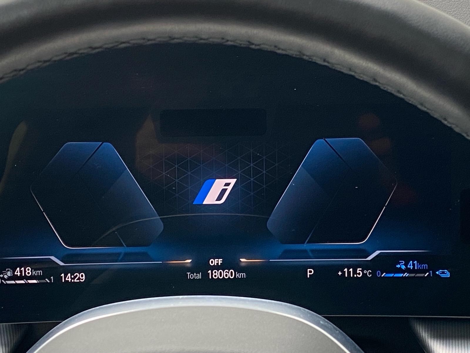 BMW 230e xDrive Active Tourer M Sport-image-13