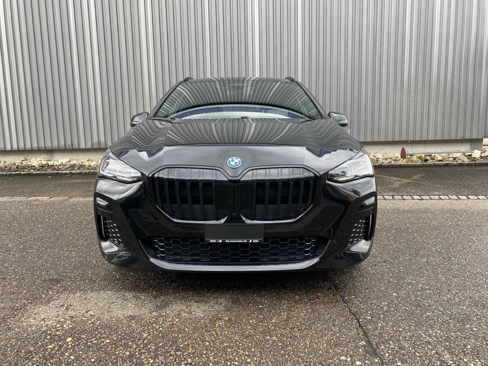 BMW 230e xDrive Active Tourer M Sport-image-1