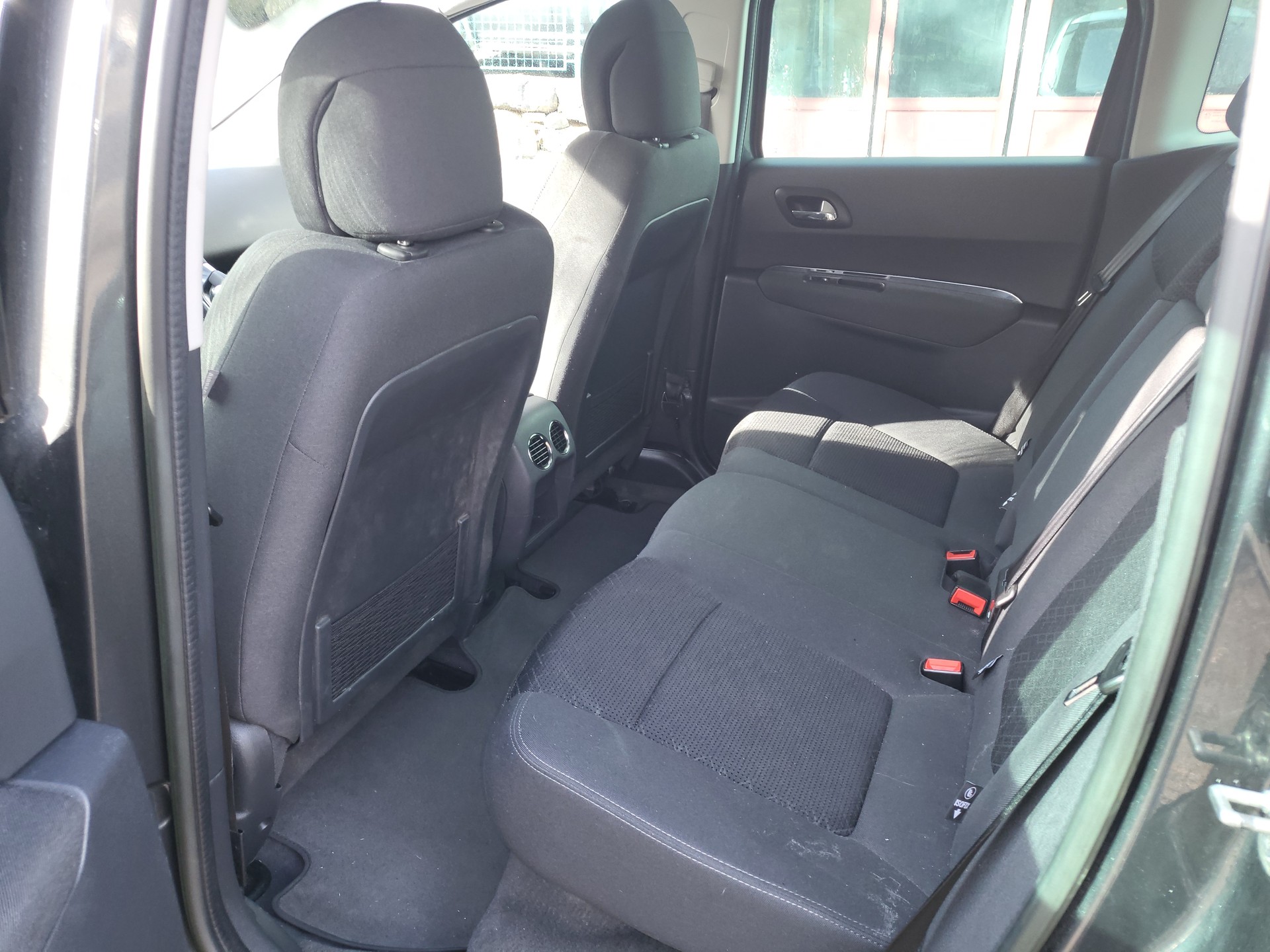 PEUGEOT 3008 1.6 16V T Active-image-4