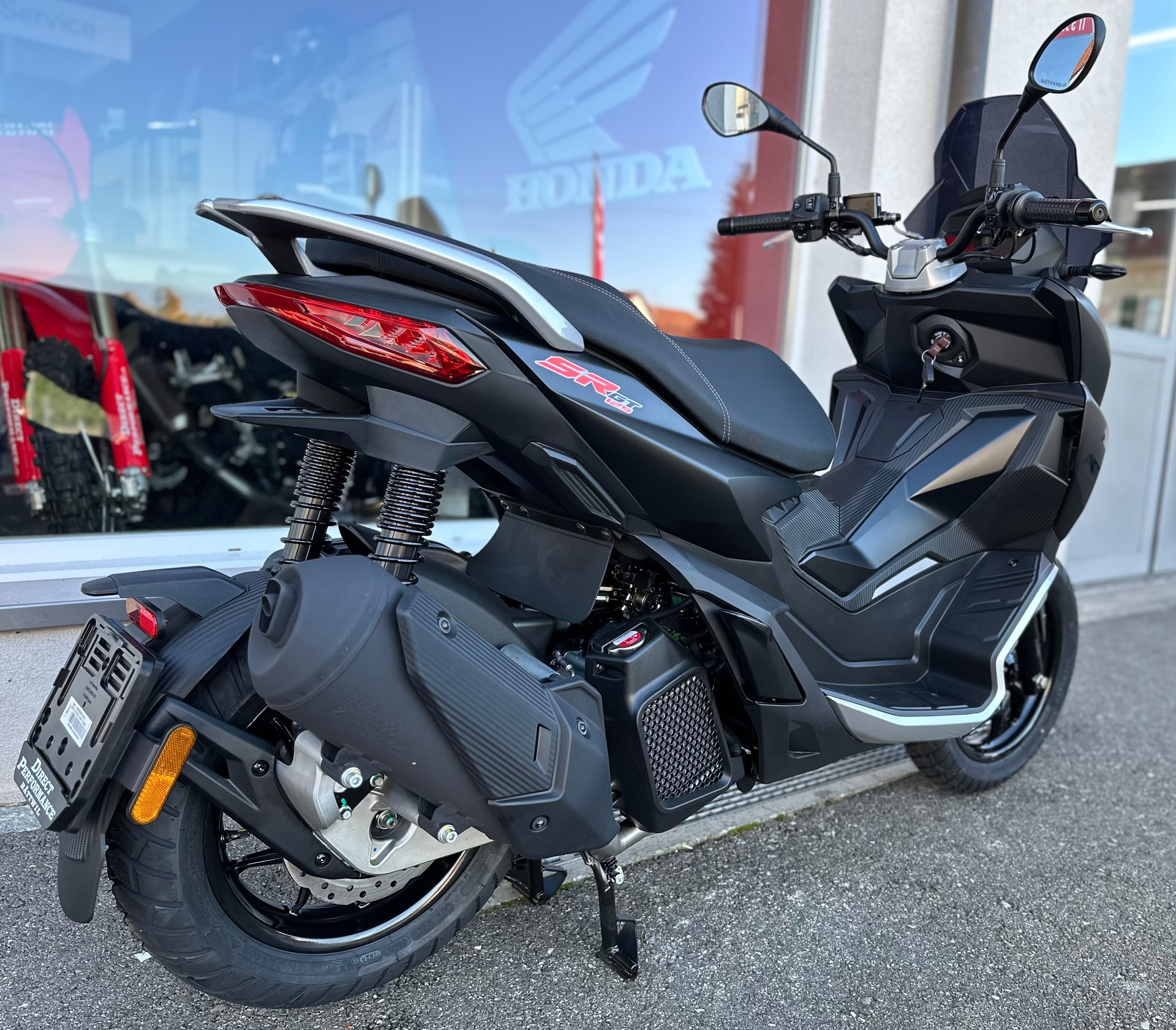 APRILIA SR 125 GT ABS-image-3