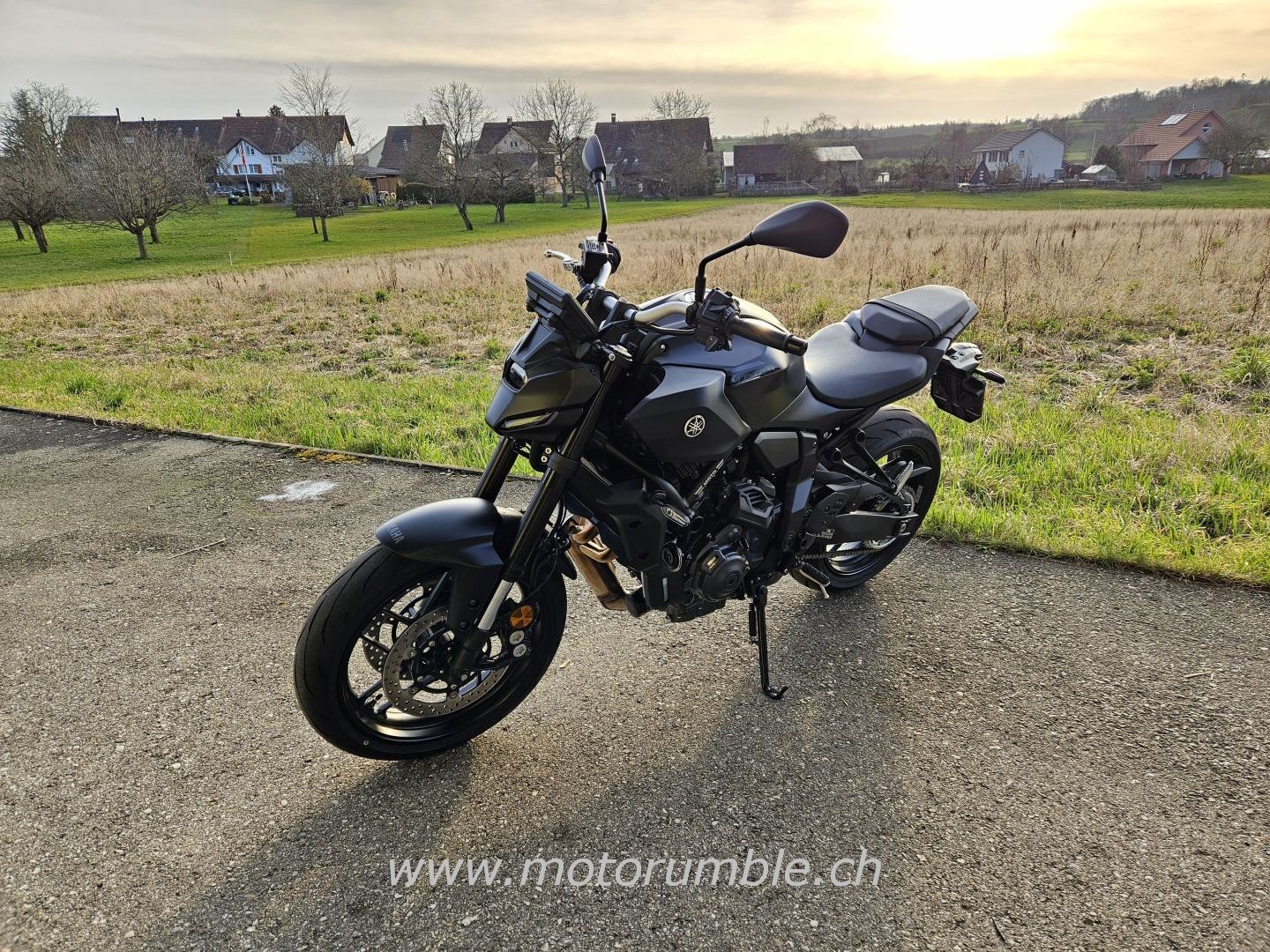 YAMAHA MT 07 Y AMT-image-2