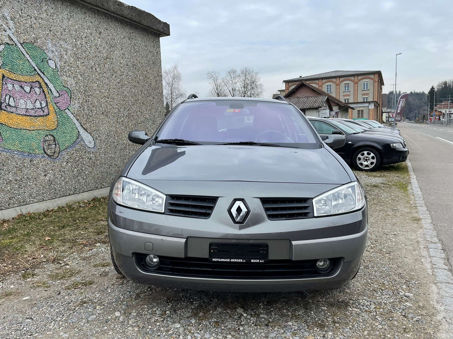 RENAULT Mégane Break 1.6 16V Dynamique-image-1
