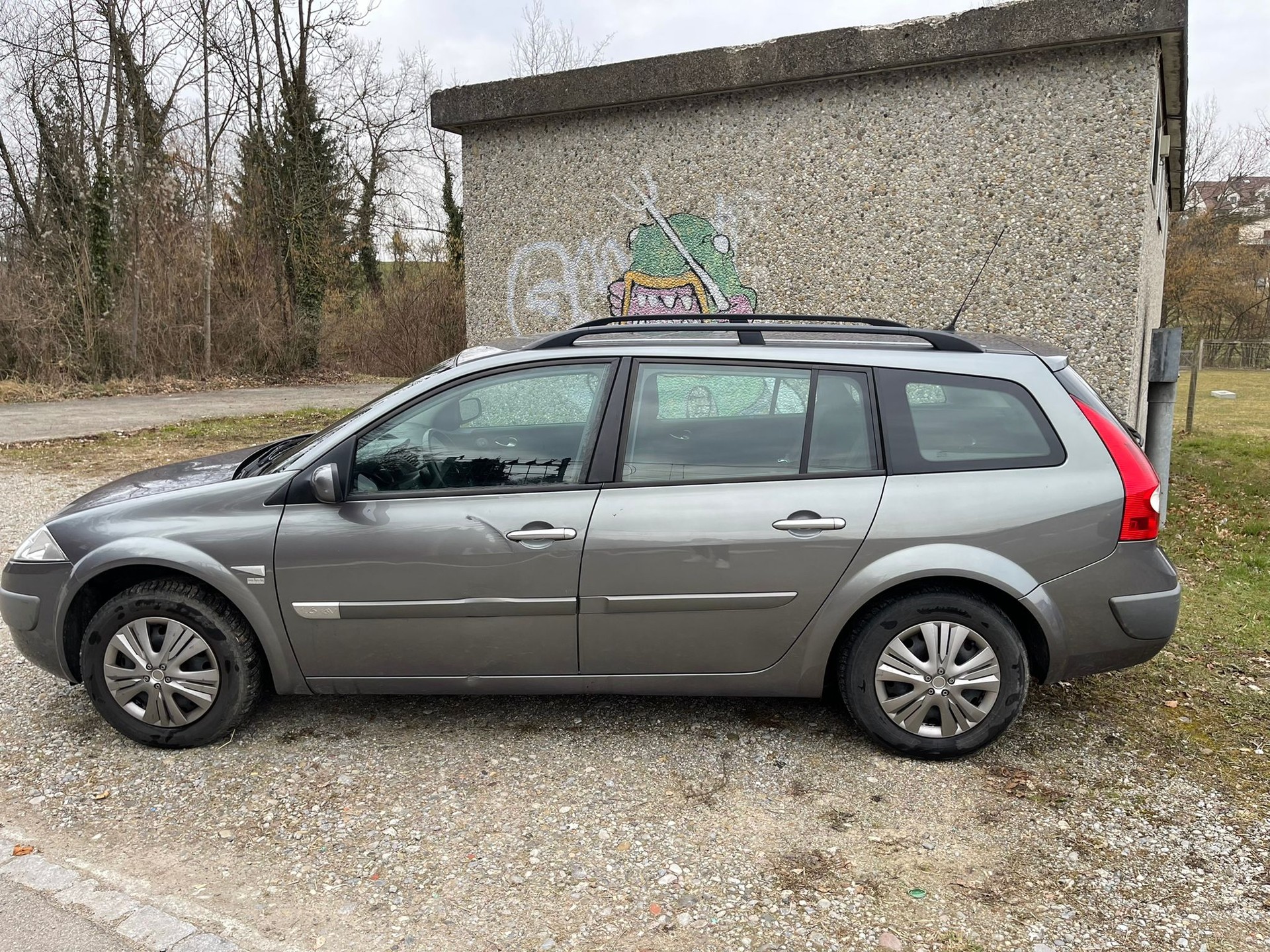 RENAULT Mégane Break 1.6 16V Dynamique-image-9