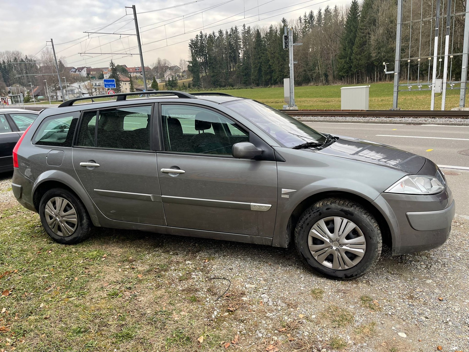 RENAULT Mégane Break 1.6 16V Dynamique-image-4