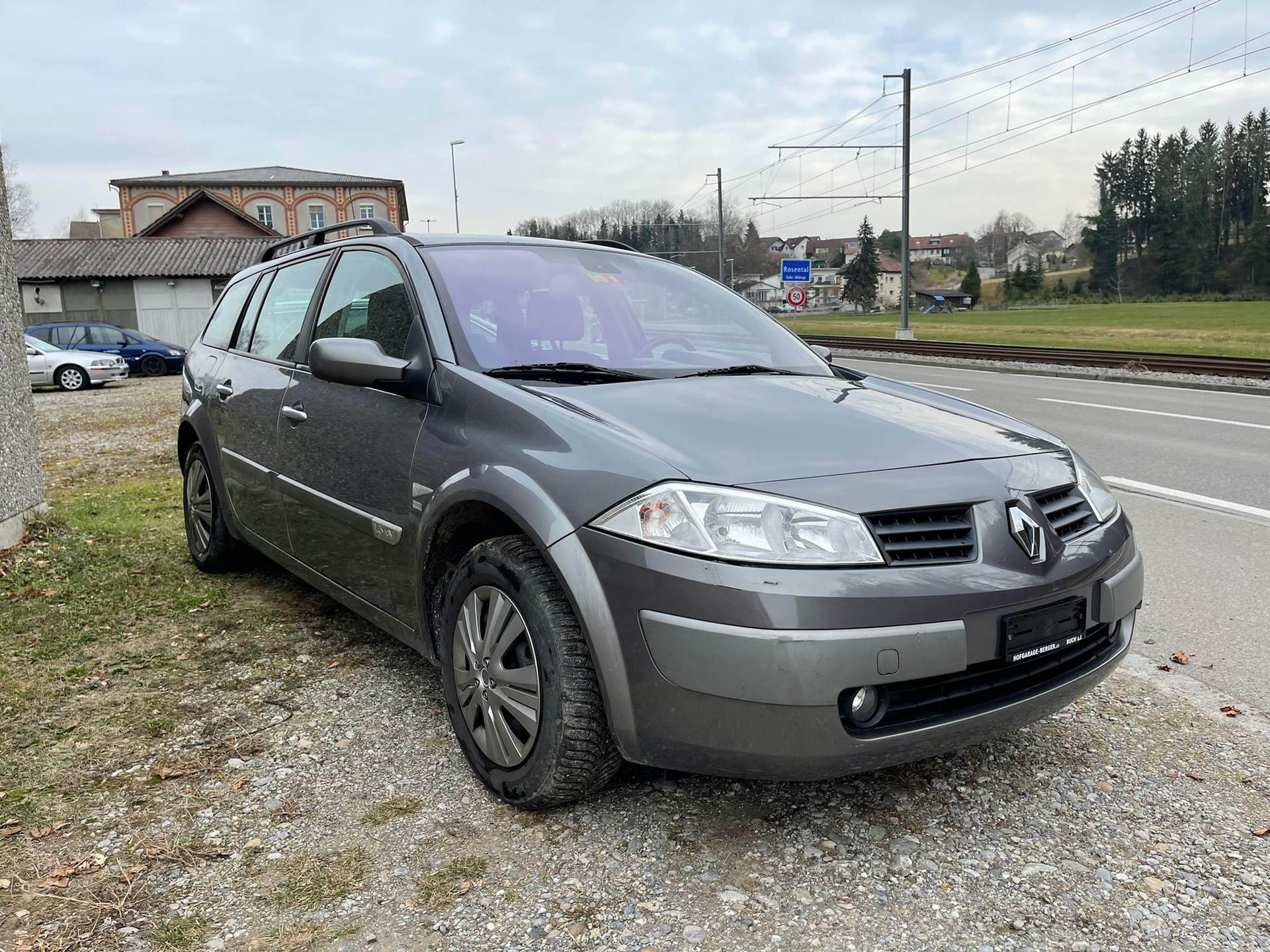 RENAULT Mégane Break 1.6 16V Dynamique-image-3