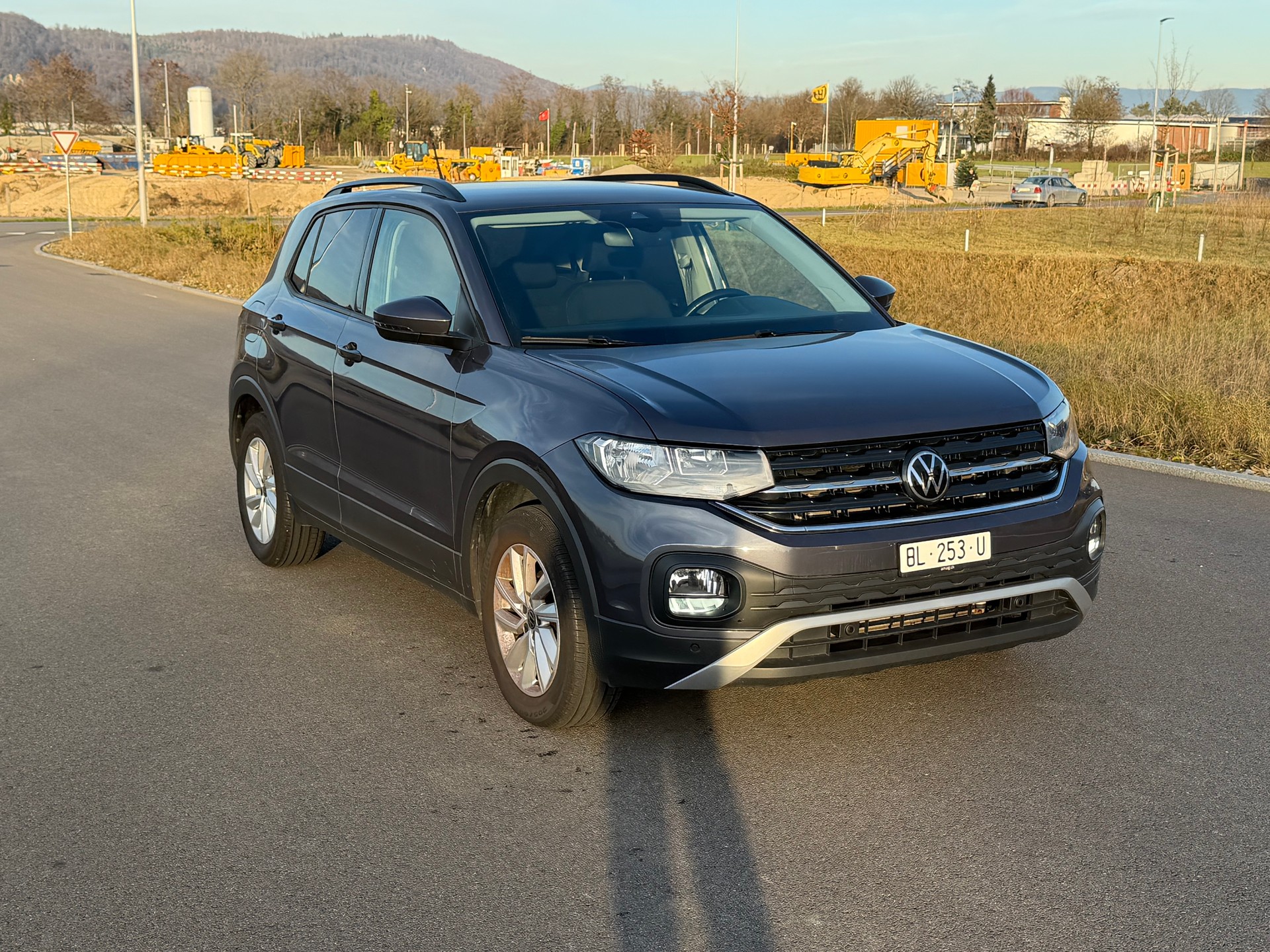 VW T-Cross 1.0 TSI Life Limited DSG-image-4