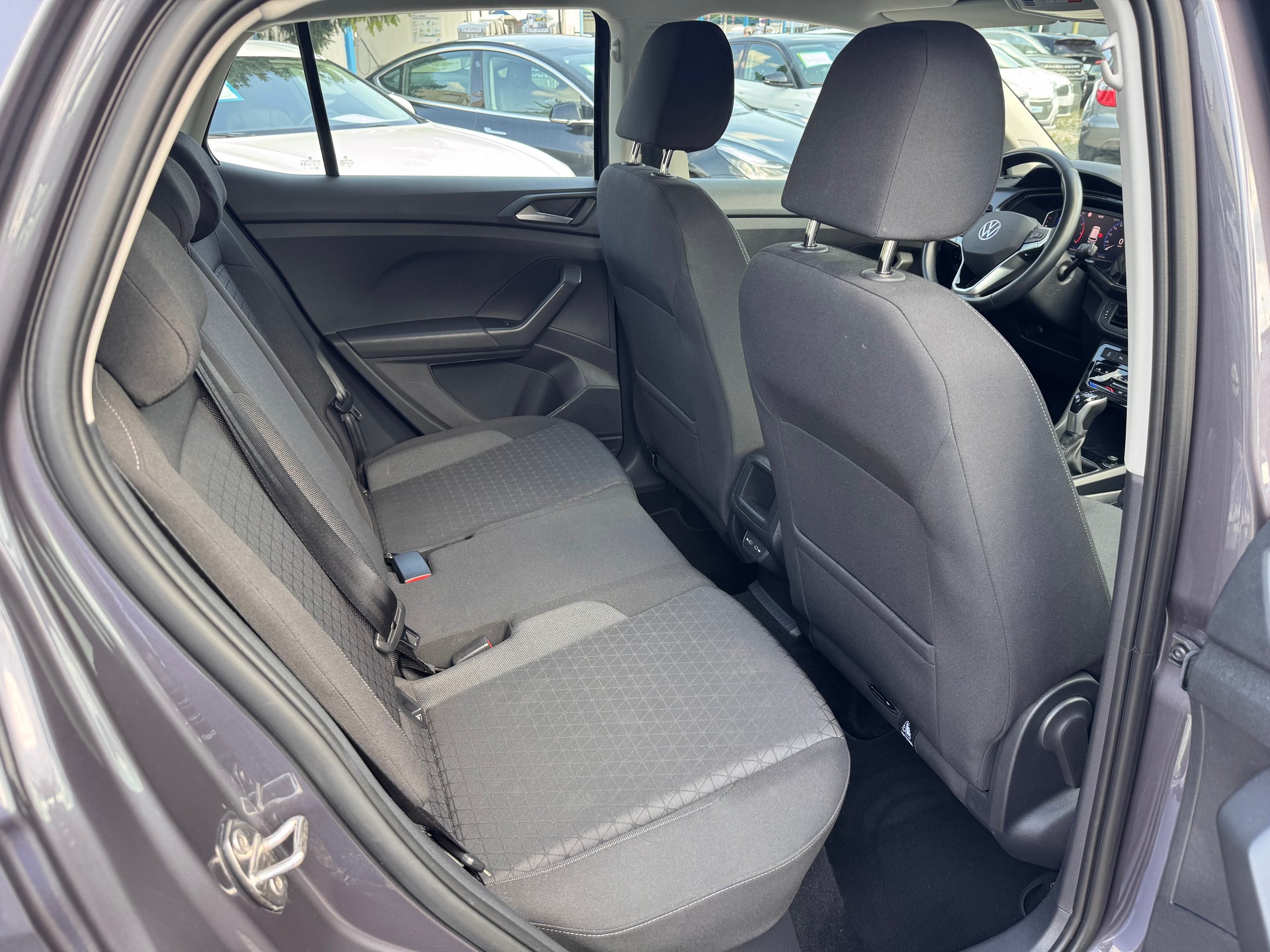 VW T-Cross 1.0 TSI Life Limited DSG-image-13