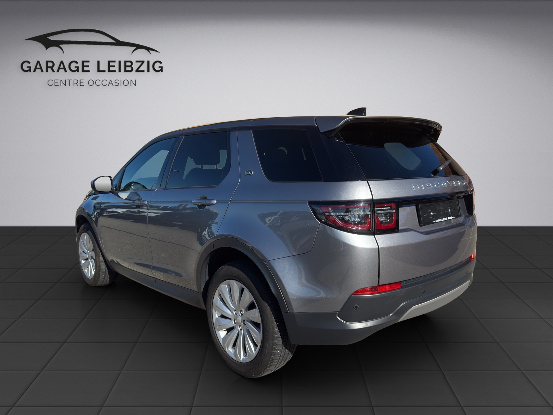 LAND ROVER Discovery Sport 2.0 TD4 180 SE-image-2