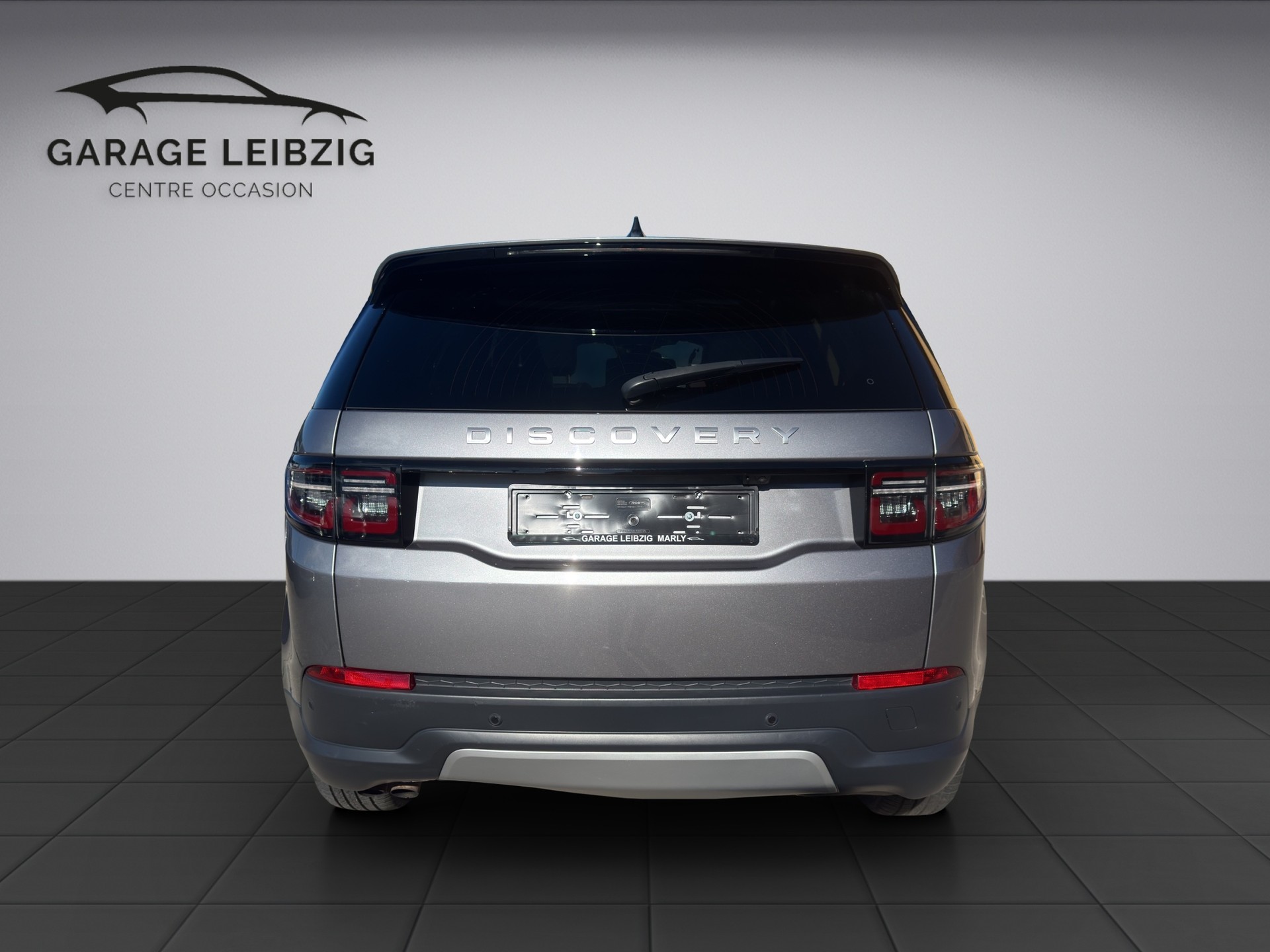 LAND ROVER Discovery Sport 2.0 TD4 180 SE-image-3