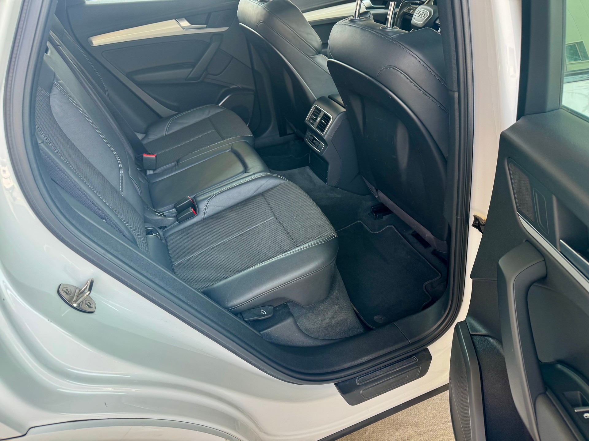 AUDI Q5 2.0 TDI sport quattro S-tronic - S Line - Frisch ab MFK und grossem Service (ZR und WP ersetzt)-image-8