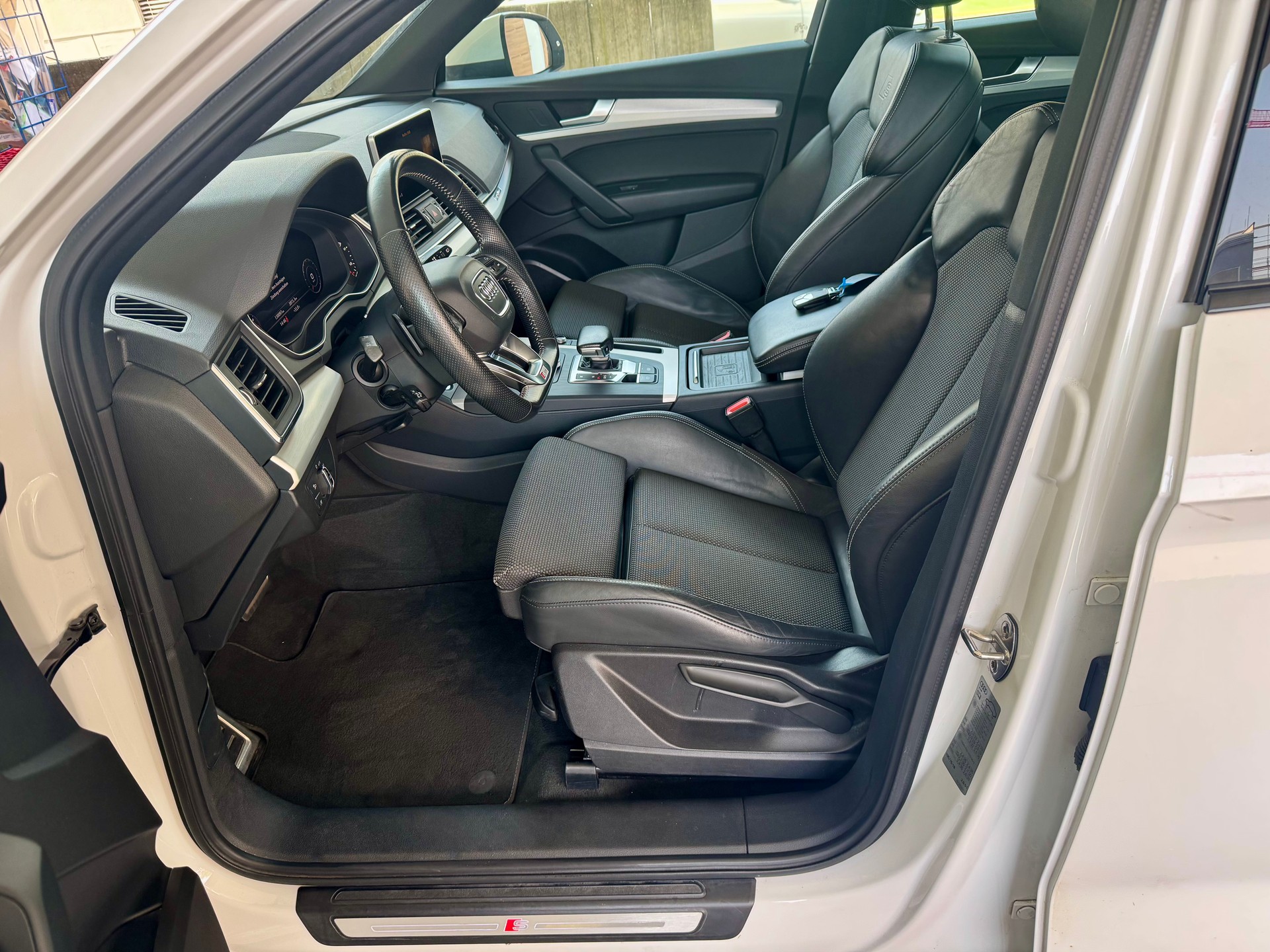 AUDI Q5 2.0 TDI sport quattro S-tronic - S Line - Frisch ab MFK und grossem Service (ZR und WP ersetzt)-image-6