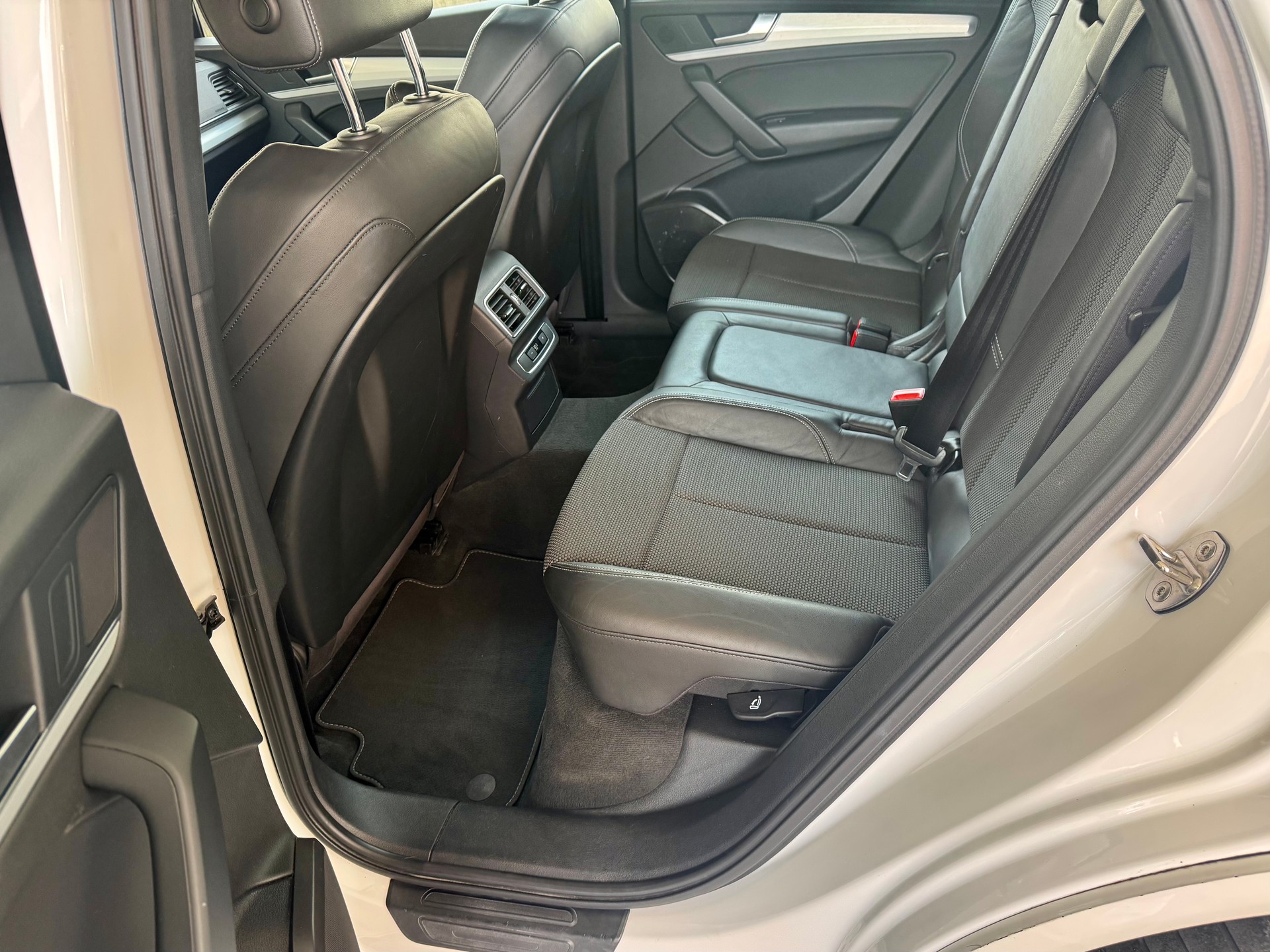 AUDI Q5 2.0 TDI sport quattro S-tronic - S Line - Frisch ab MFK und grossem Service (ZR und WP ersetzt)-image-7