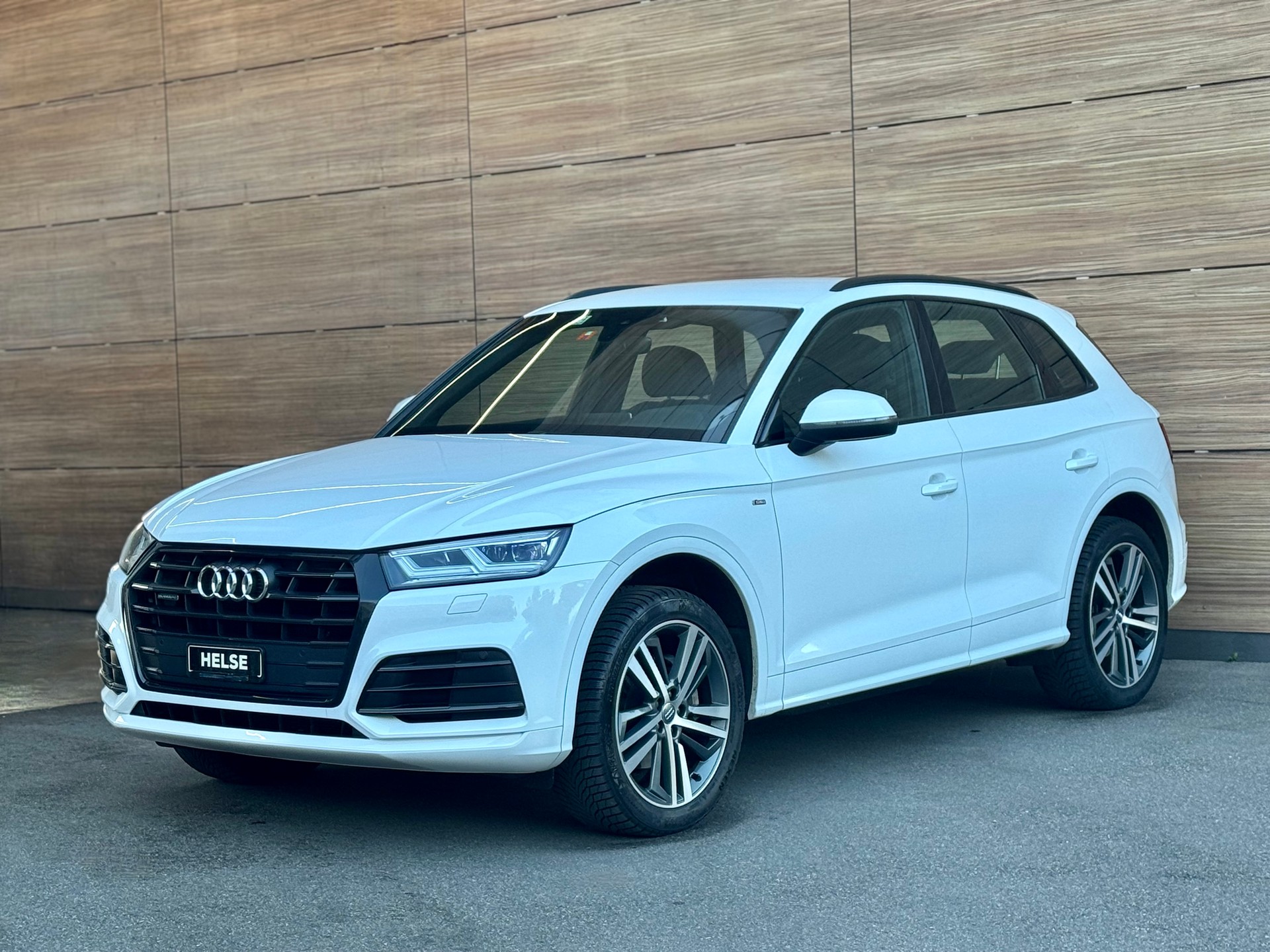 AUDI Q5 2.0 TDI sport quattro S-tronic - S Line - Frisch ab MFK und grossem Service (ZR und WP ersetzt)
