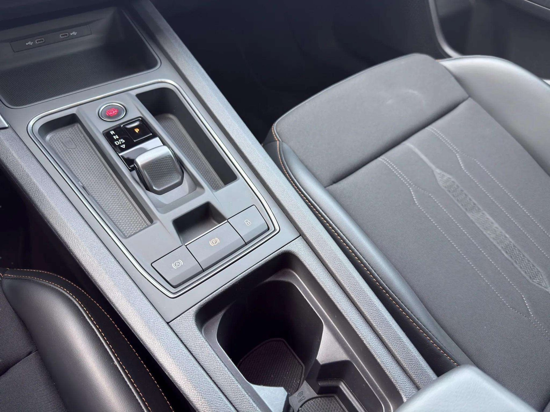 CUPRA LEON ST 1.4 e-HYBRID pHEV DSG-image-19