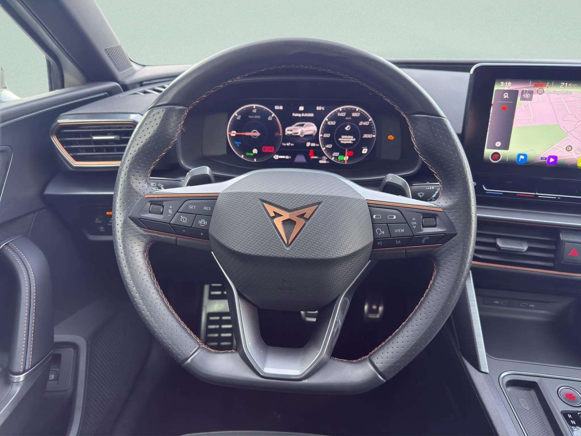 CUPRA LEON ST 1.4 e-HYBRID pHEV DSG-image-12