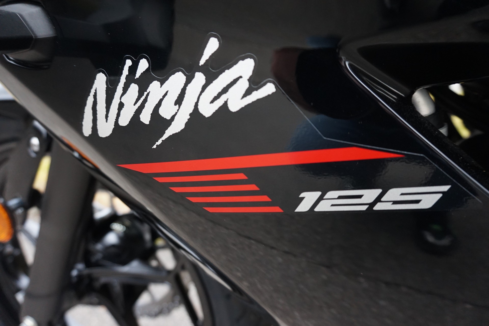 KAWASAKI Ninja 125 ABS MY26-image-9