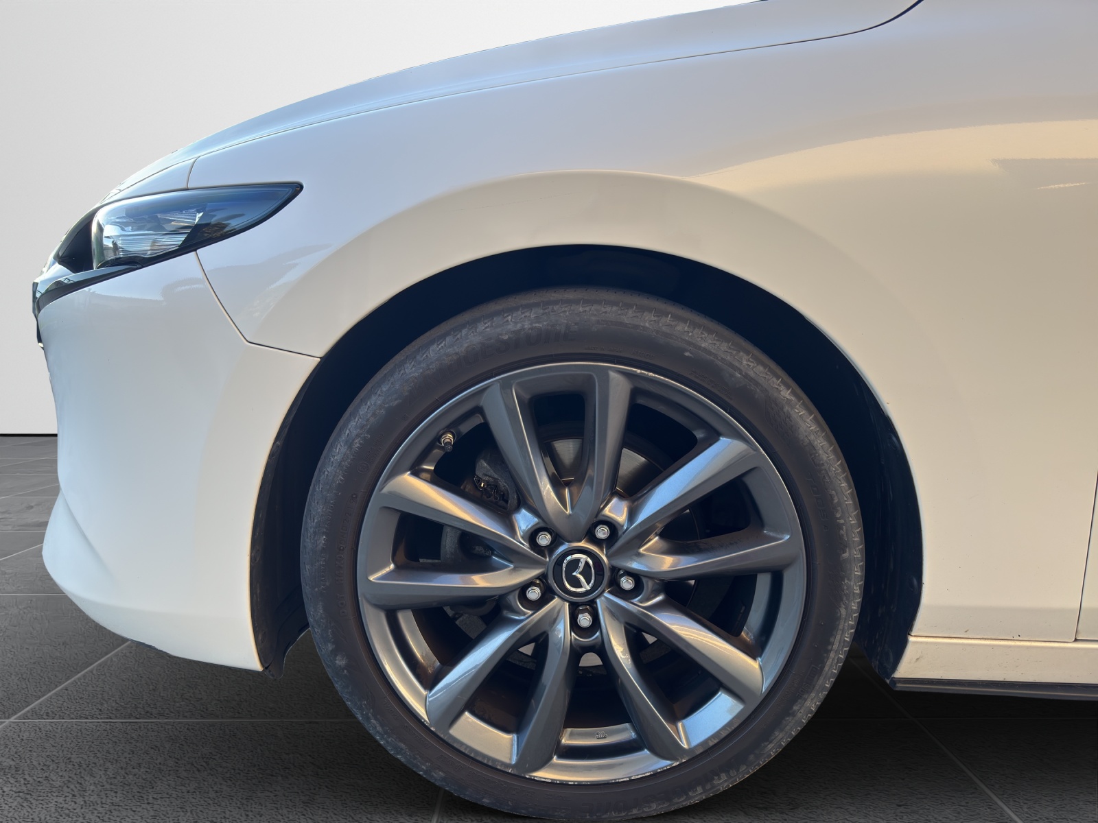 MAZDA 3 Hatchback SKYACTIV-G M Hybrid 122 Revolution Automat-image-15