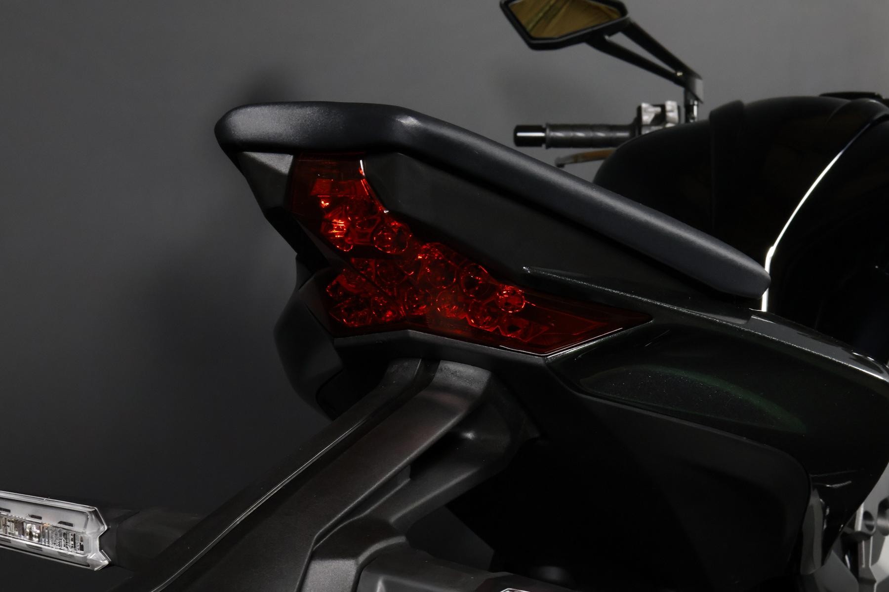 KAWASAKI Z 1100-image-9
