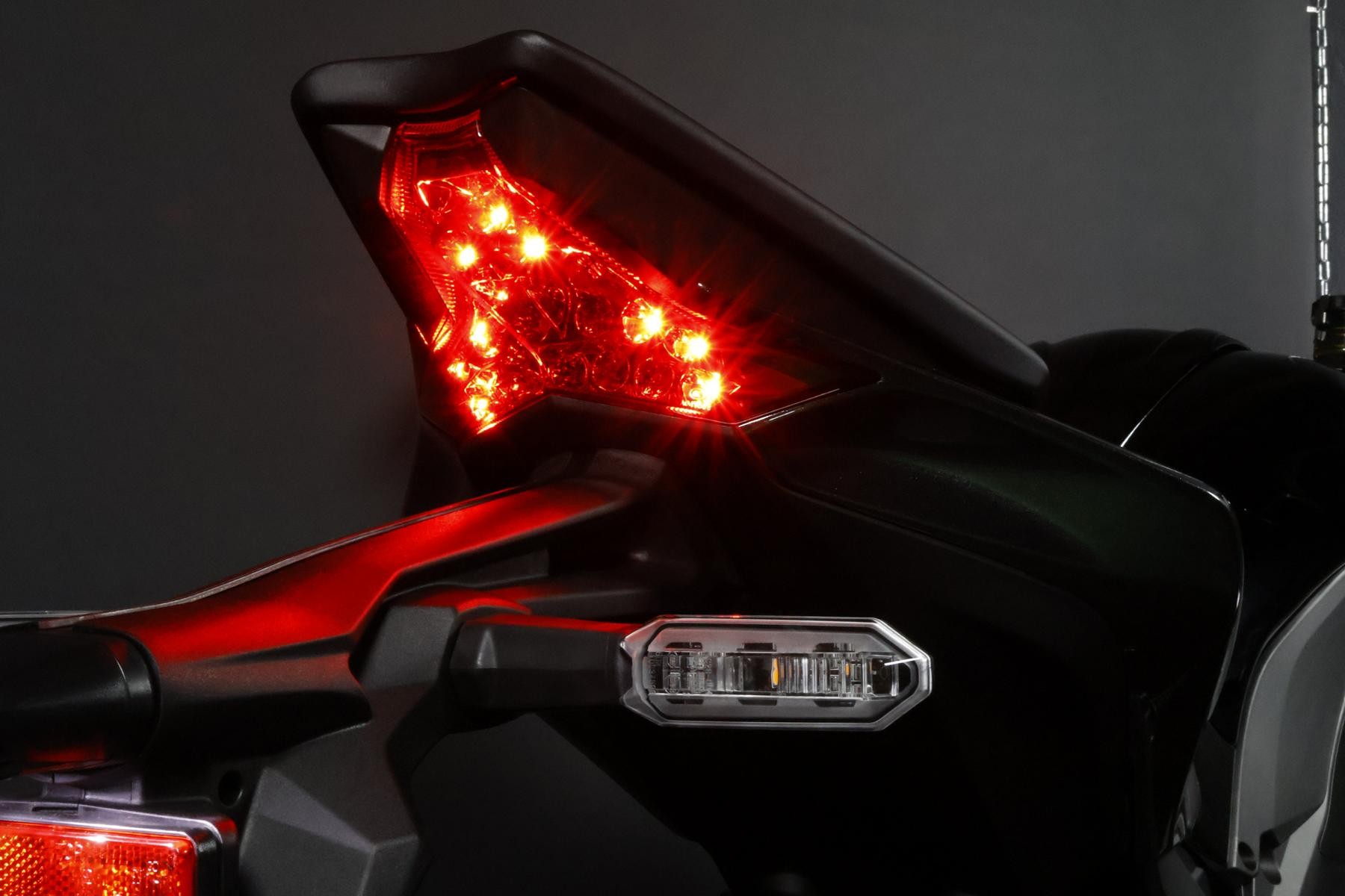KAWASAKI Z 1100-image-10
