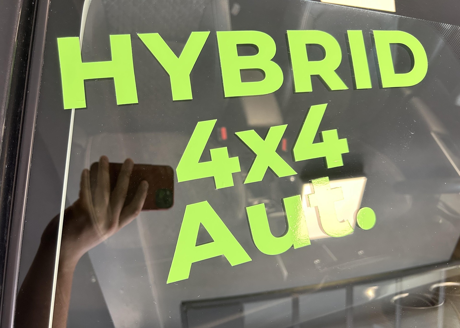 SUZUKI Vitara 1.4 T Compact Top Hybrid 4x4 4 ROUES HIVER OFFERT-showroom-element-1