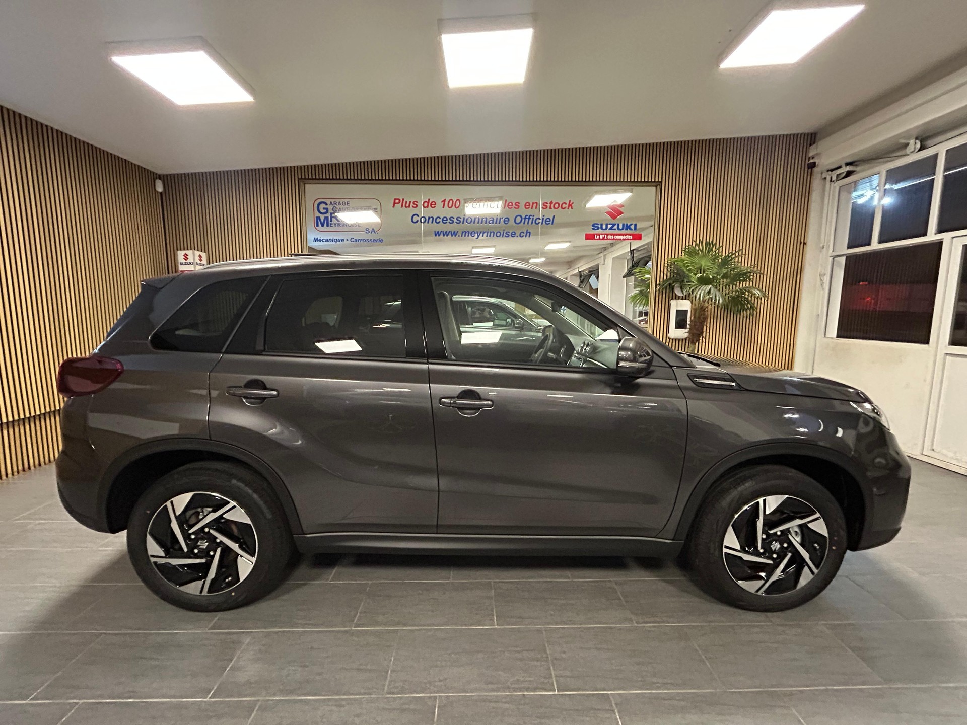 SUZUKI Vitara 1.4 T Compact Top Hybrid 4x4 4 ROUES HIVER OFFERT