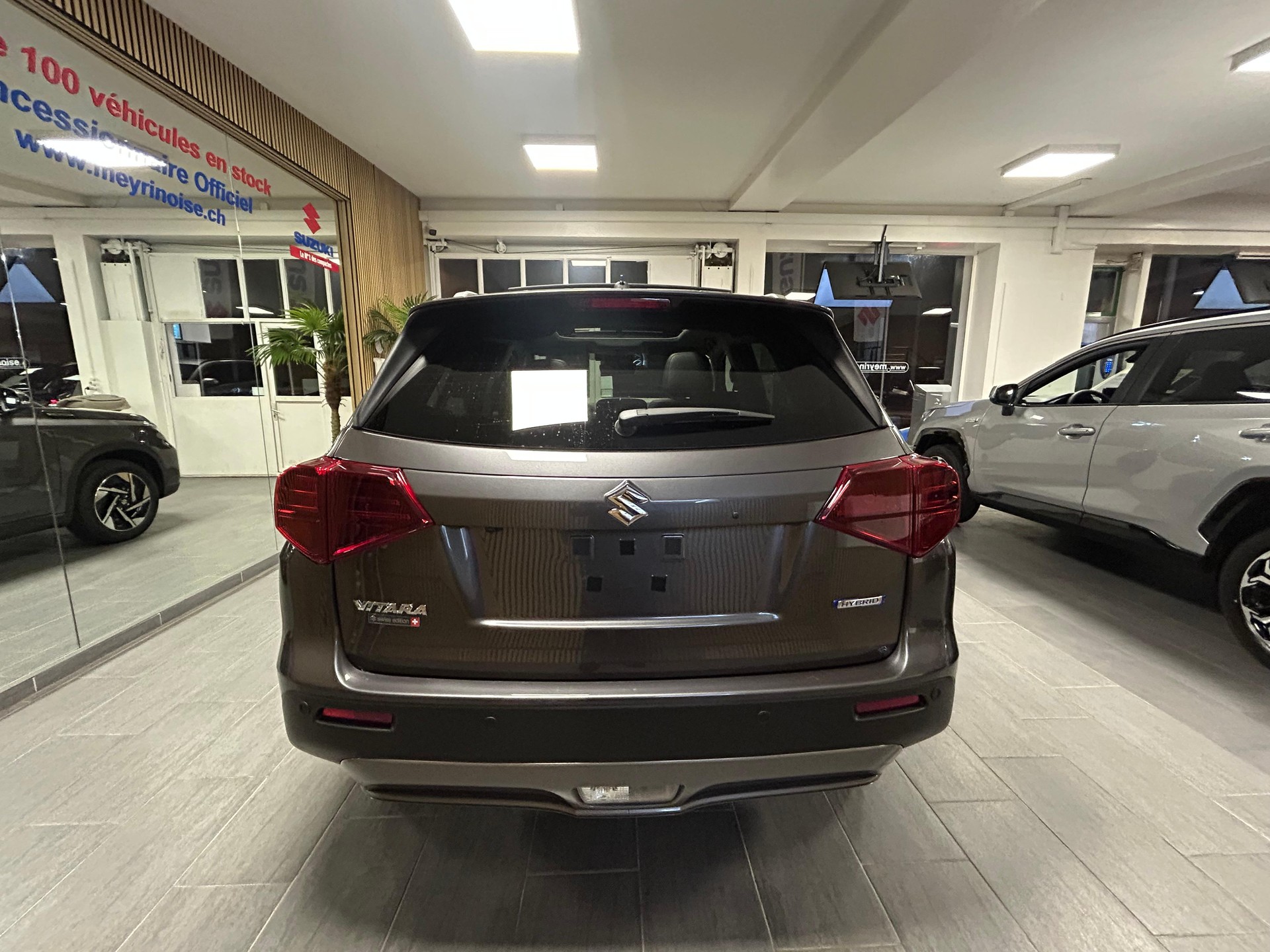 SUZUKI Vitara 1.4 T Compact Top Hybrid 4x4 4 ROUES HIVER OFFERT-image-7
