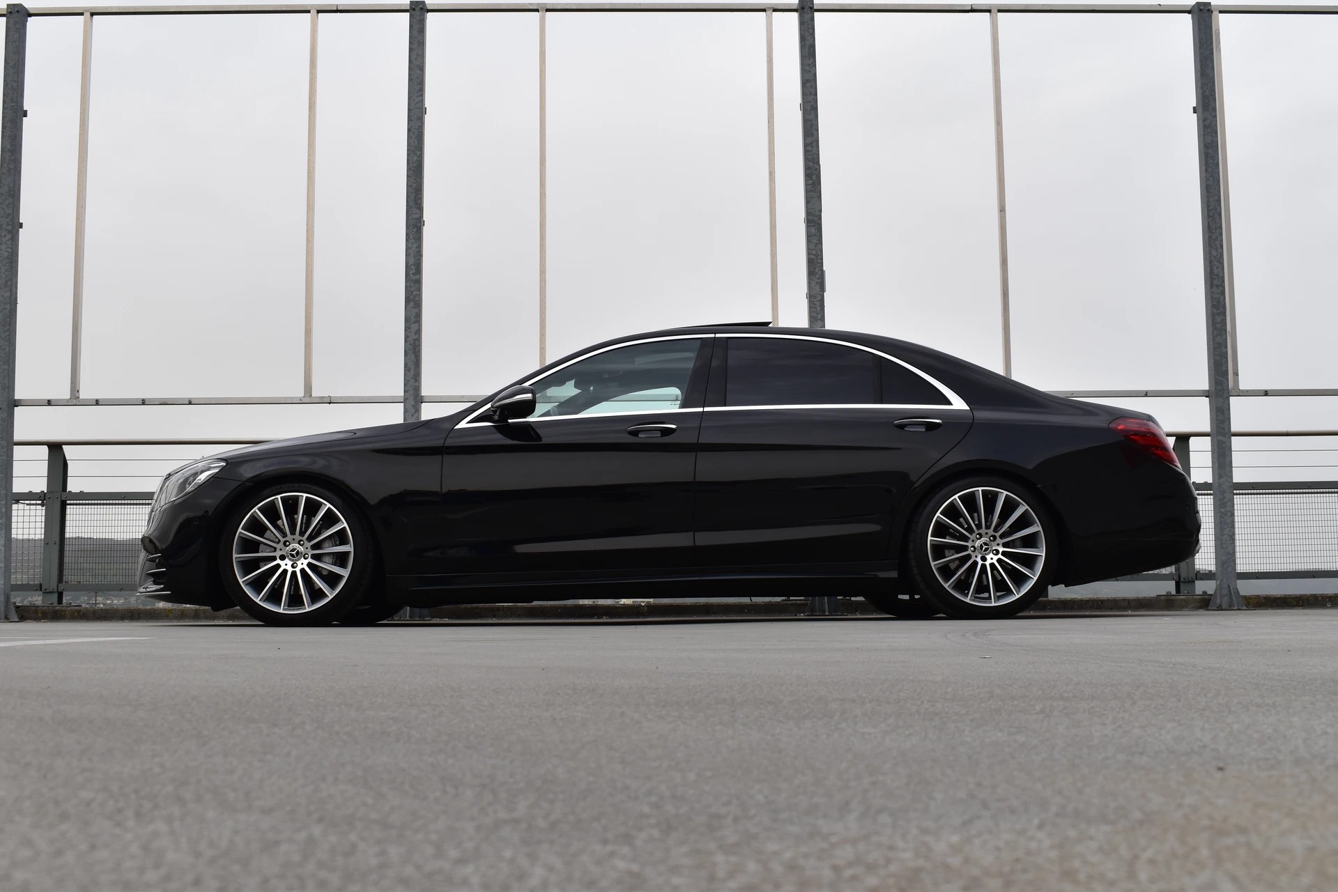 MERCEDES-BENZ S 400 D L 4MATIC 9G-TRONIC AMG l 340 PS-showroom-element-1