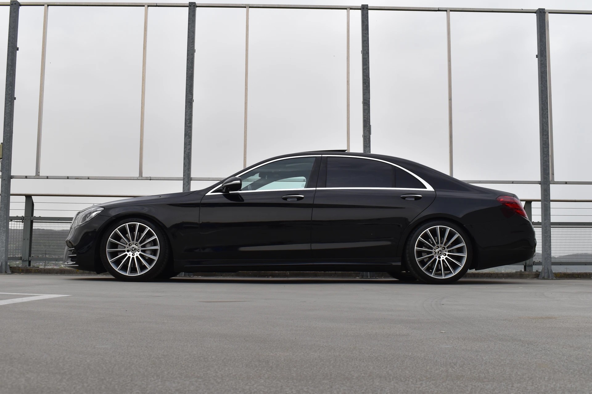 MERCEDES-BENZ S 400 D L 4MATIC 9G-TRONIC AMG l 340 PS-showroom-element-3
