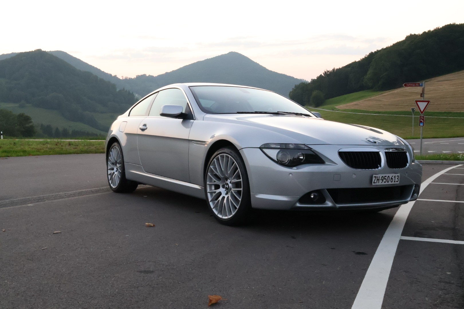 BMW 630i-image-1