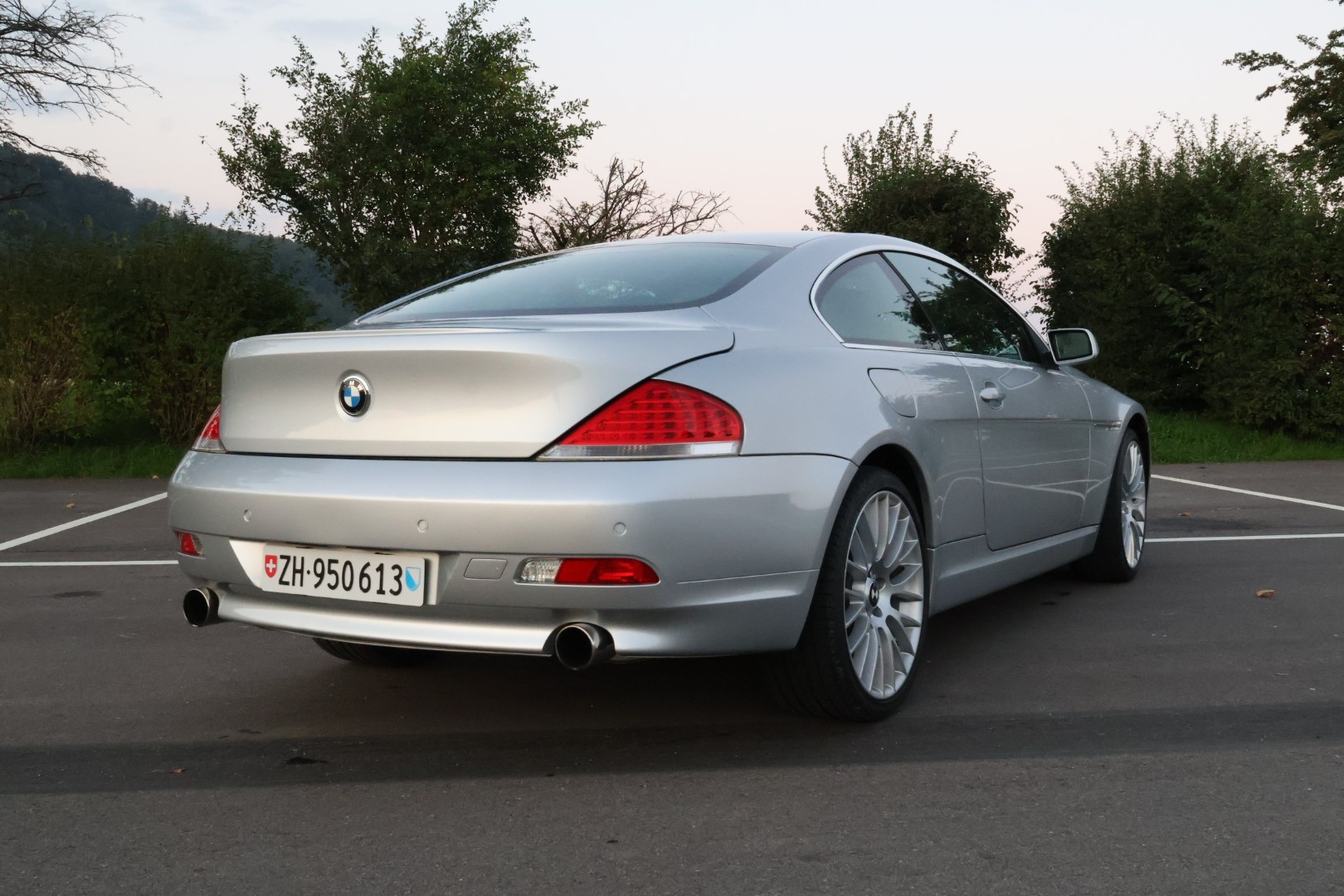 BMW 630i-image-4