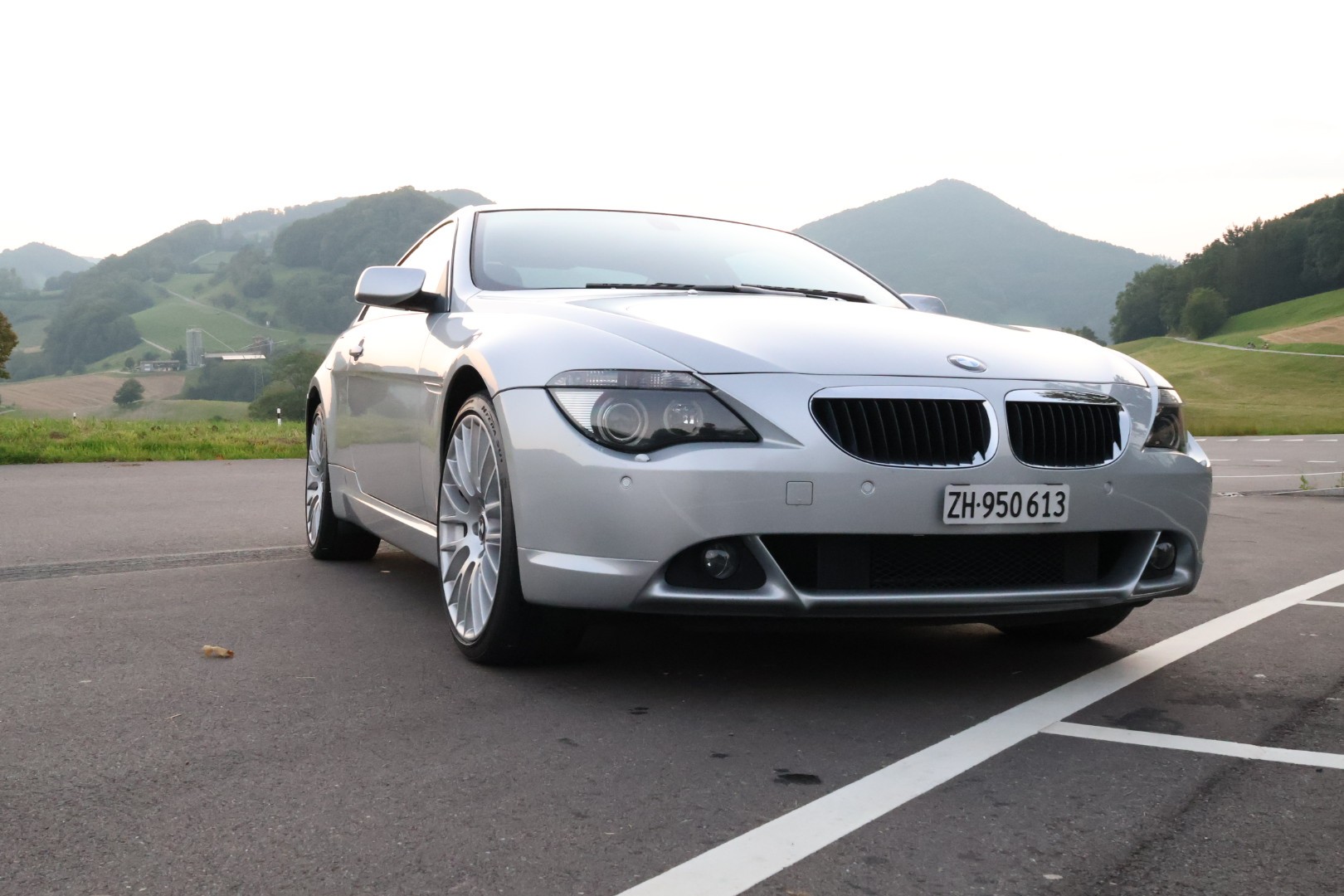 BMW 630i-image-5