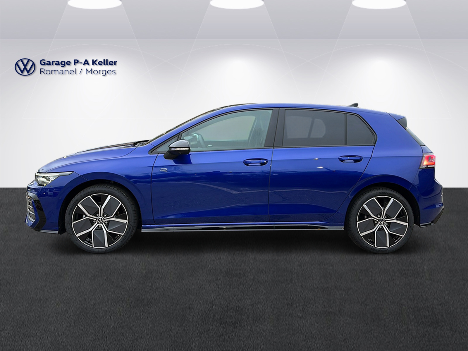 VW Golf R-Line 1.5eTSI 150CH DSG-showroom-element-1