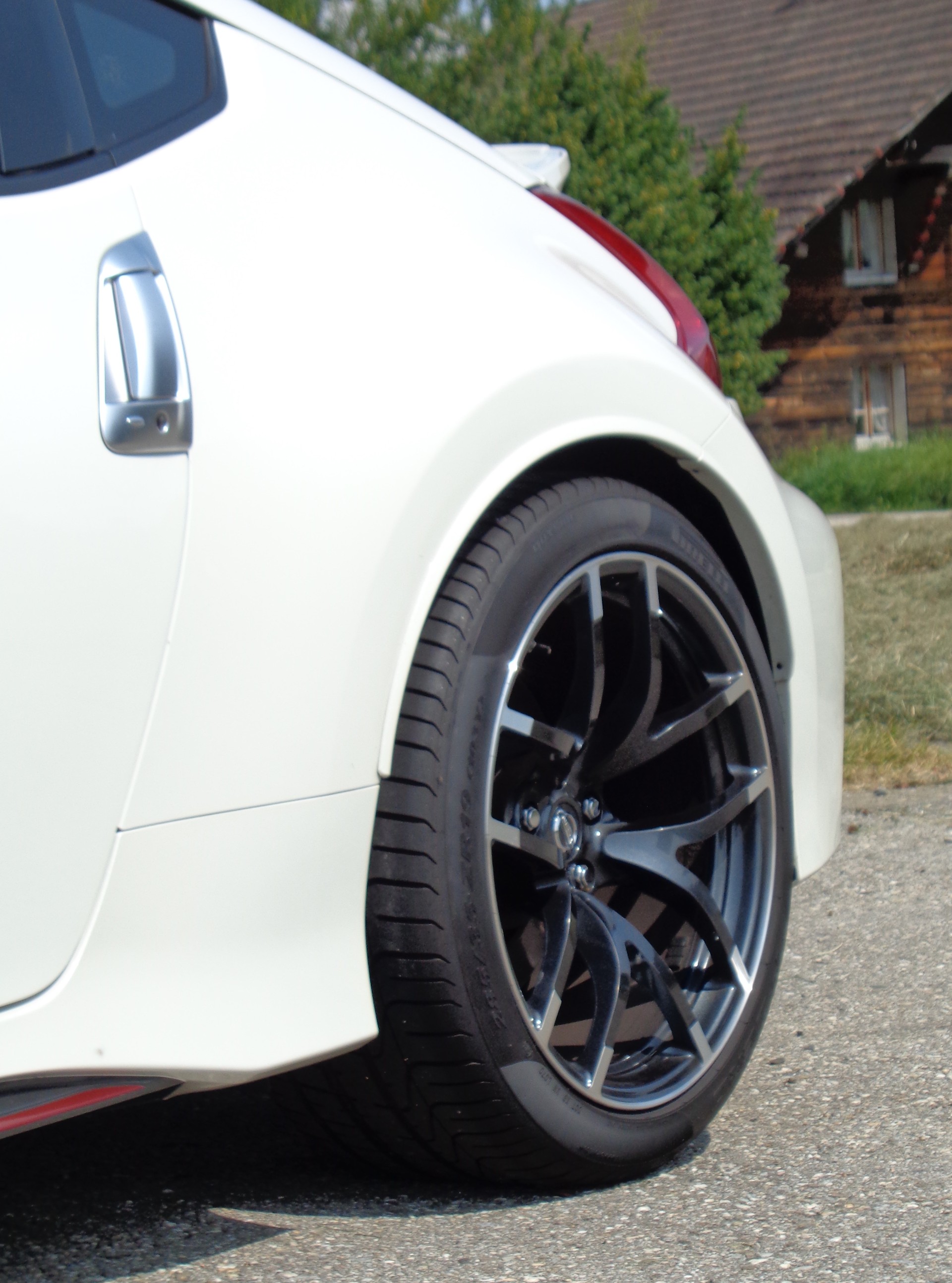 NISSAN 370 Z Nismo-image-9