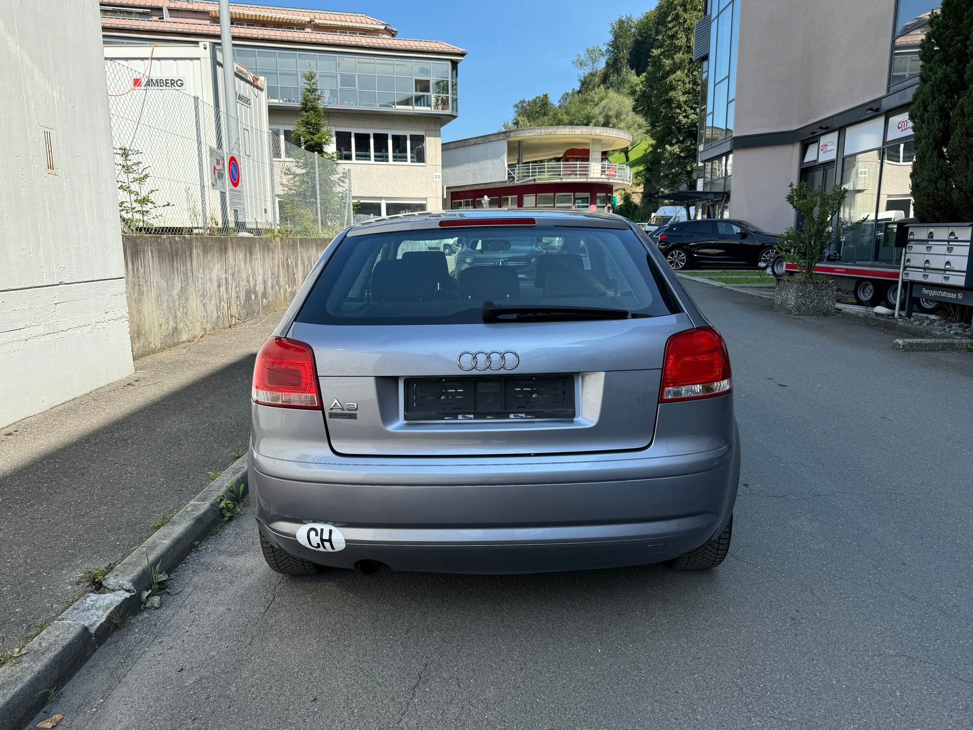 AUDI A3 1.6 Attraction-image-2