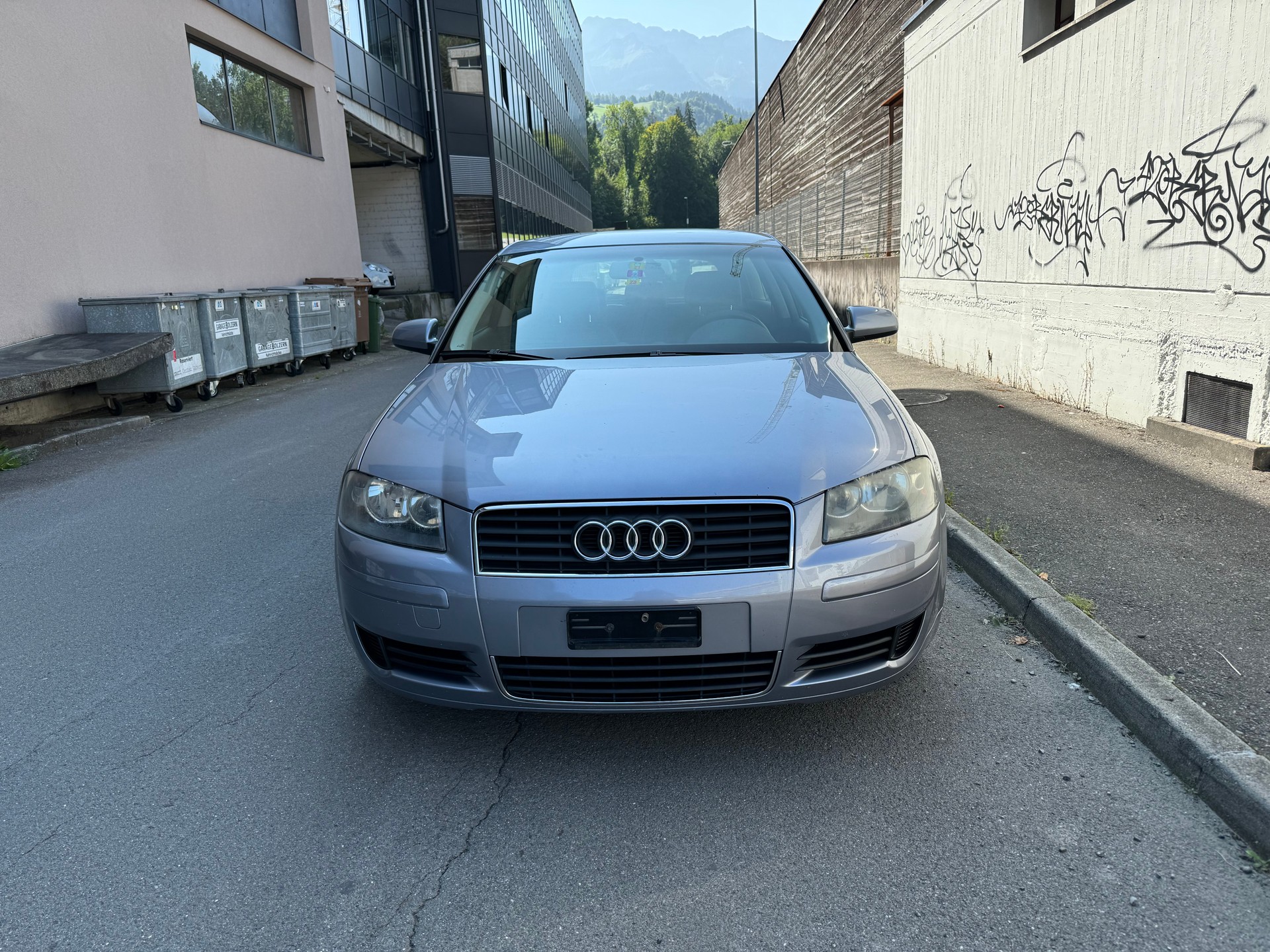 AUDI A3 1.6 Attraction-image-1