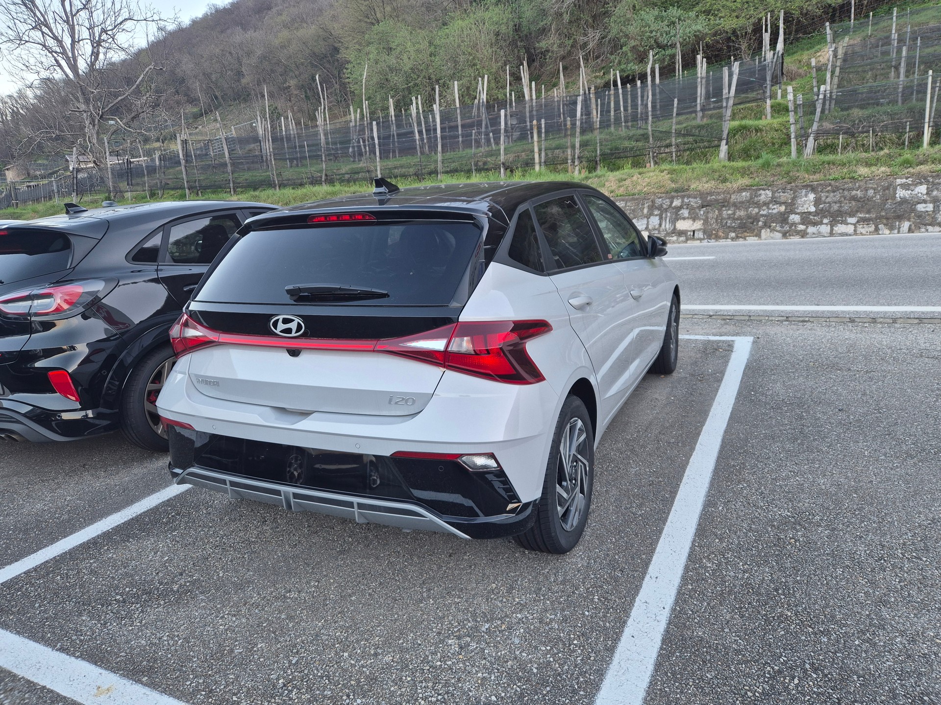 HYUNDAI i20 1.0 T-GDi Amplia DCT-image-4