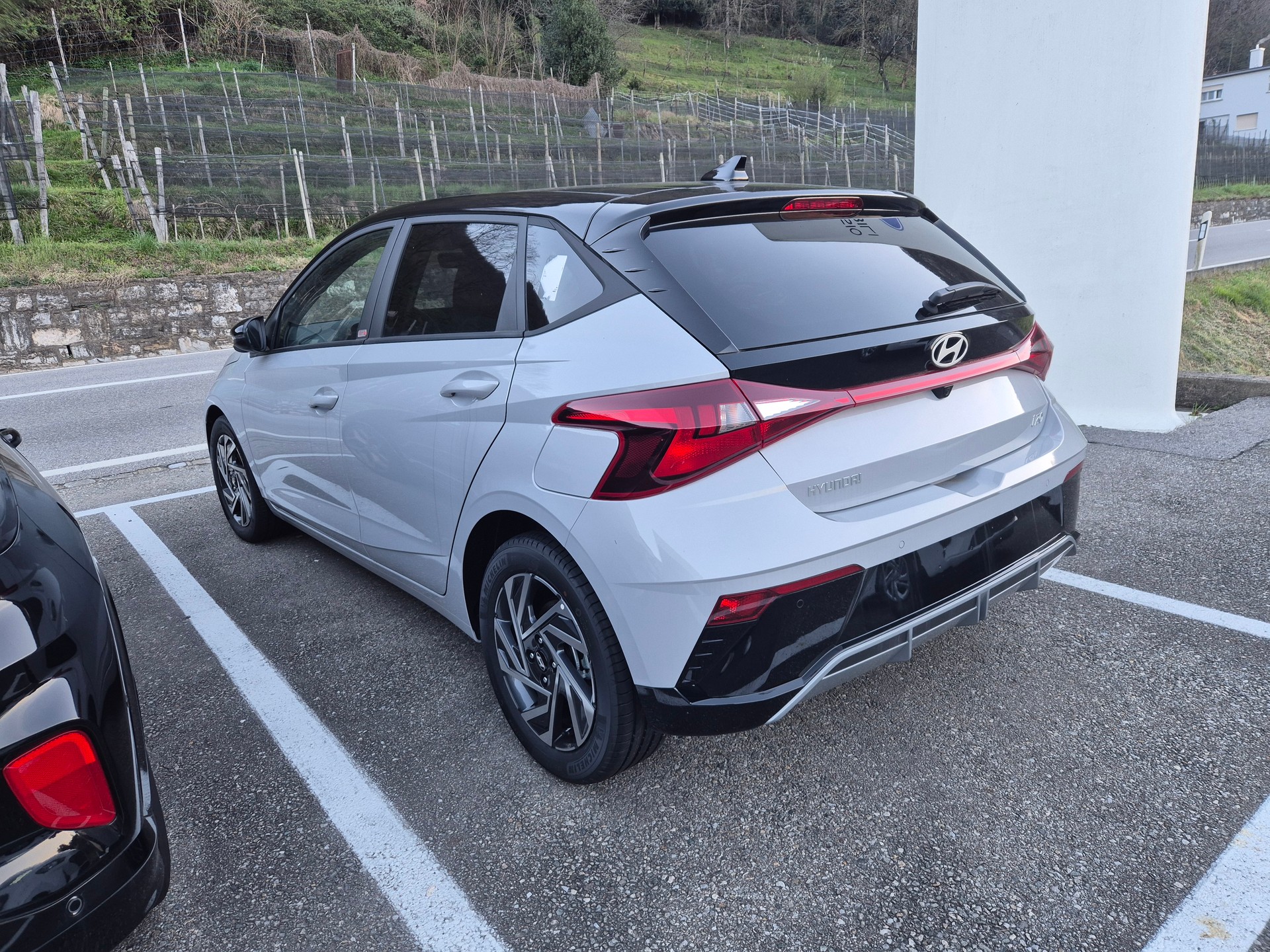 HYUNDAI i20 1.0 T-GDi Amplia DCT-image-5