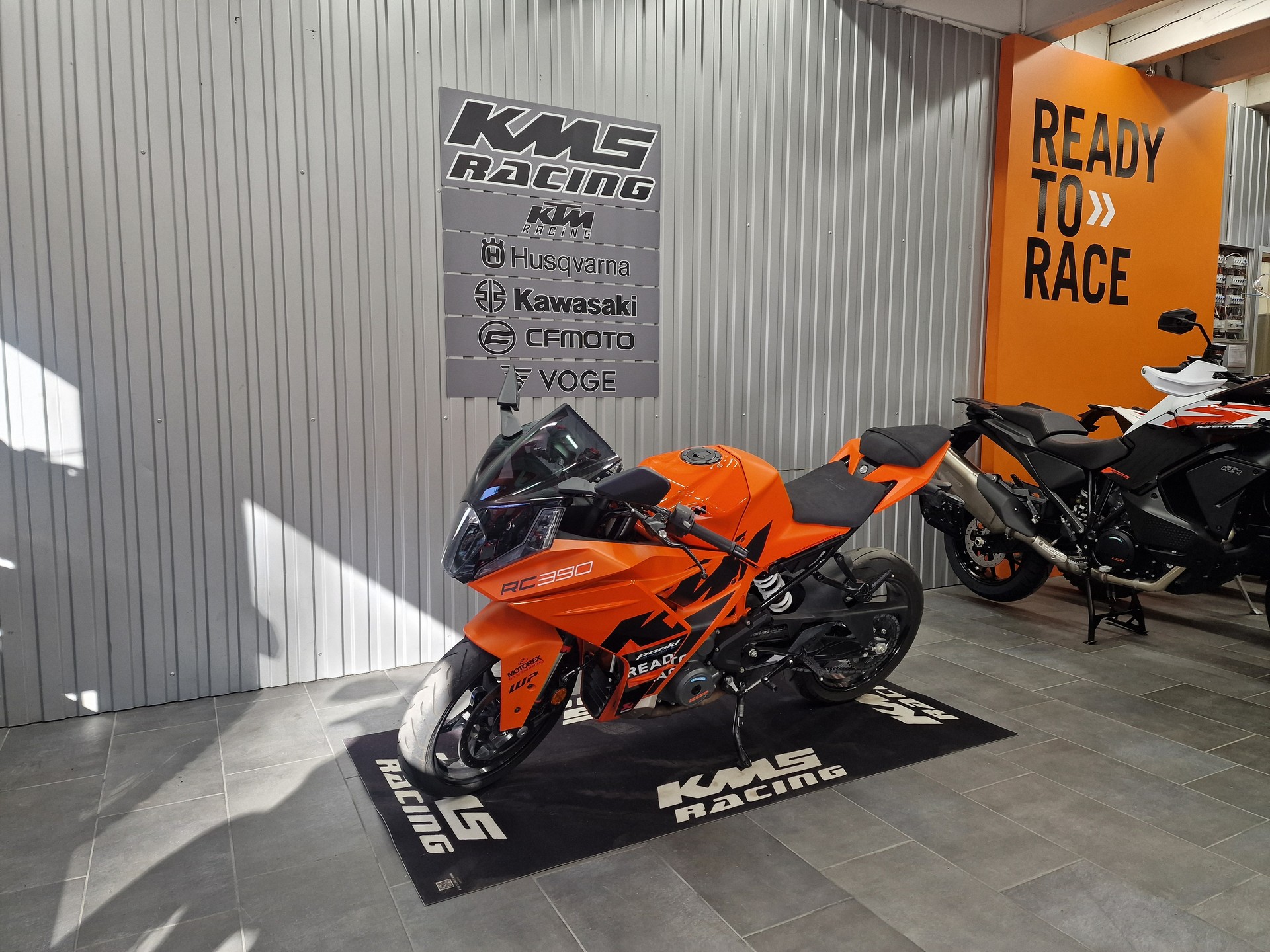 KTM KTM RC 390-image-2
