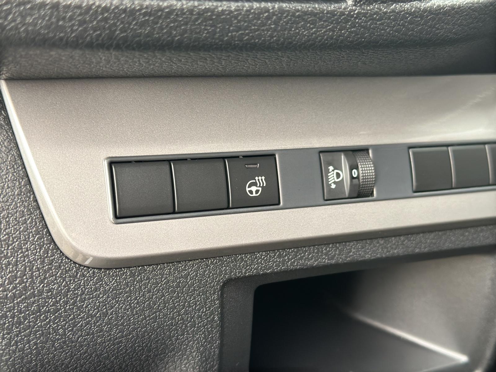 PEUGEOT Expert 2.2 BlueHDi 150 S/S-image-17