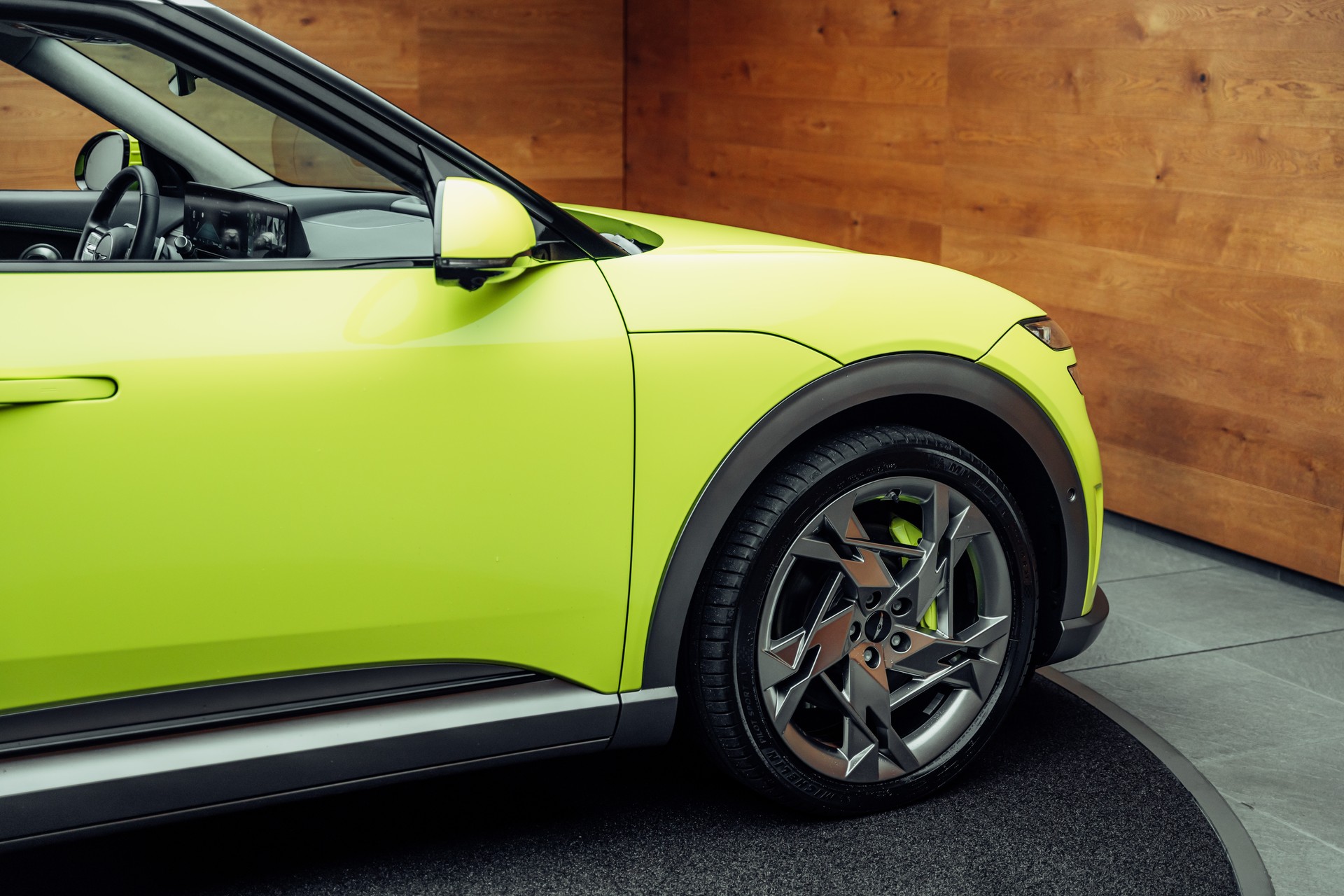 GENESIS GV60 77.4 kWh Sport Plus AWD-image-20